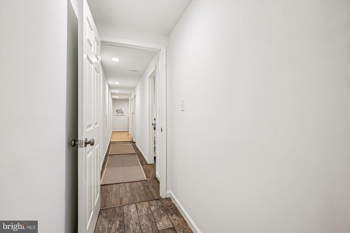 13 R ST NE #1, WASHINGTON, District Of Columbia 20002, 2 Bedrooms Bedrooms, 5 Rooms Rooms,2 BathroomsBathrooms,Residential,For sale,13 R ST NE #1,DCDC2224474 MLS # DCDC2224474