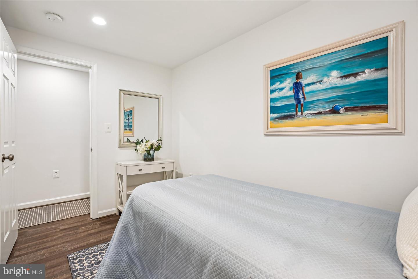 13 R ST NE #1, WASHINGTON, District Of Columbia 20002, 2 Bedrooms Bedrooms, 5 Rooms Rooms,2 BathroomsBathrooms,Residential,For sale,13 R ST NE #1,DCDC2224474 MLS # DCDC2224474