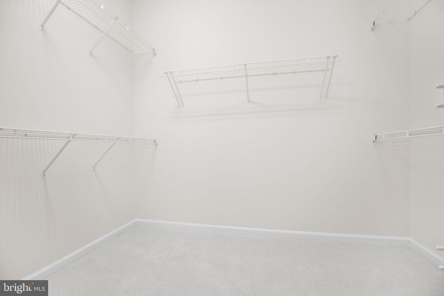 5 BLUEFIELD LN, FREDERICKSBURG, Virginia 22406, 3 Bedrooms Bedrooms, ,3 BathroomsBathrooms,Residential,For sale,5 BLUEFIELD LN,VAST2042978 MLS # VAST2042978