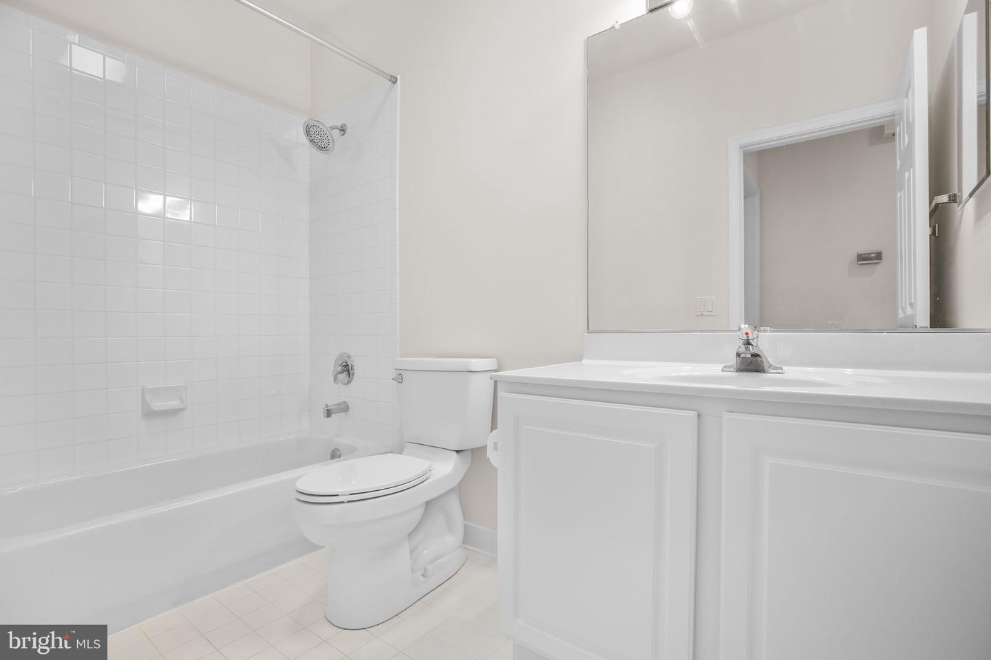 5 BLUEFIELD LN, FREDERICKSBURG, Virginia 22406, 3 Bedrooms Bedrooms, ,3 BathroomsBathrooms,Residential,For sale,5 BLUEFIELD LN,VAST2042978 MLS # VAST2042978