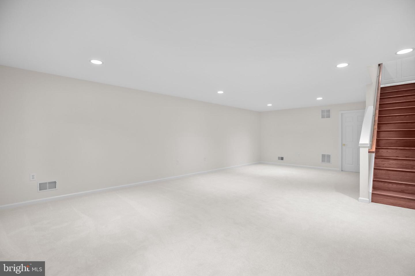 5 BLUEFIELD LN, FREDERICKSBURG, Virginia 22406, 3 Bedrooms Bedrooms, ,3 BathroomsBathrooms,Residential,For sale,5 BLUEFIELD LN,VAST2042978 MLS # VAST2042978