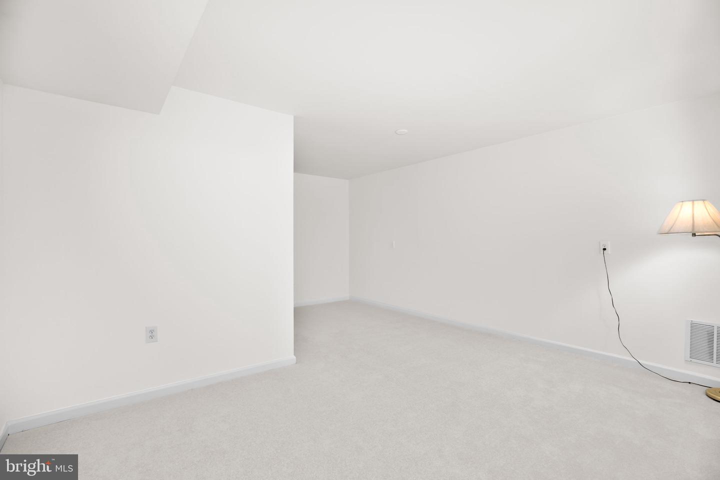 5 BLUEFIELD LN, FREDERICKSBURG, Virginia 22406, 3 Bedrooms Bedrooms, ,3 BathroomsBathrooms,Residential,For sale,5 BLUEFIELD LN,VAST2042978 MLS # VAST2042978