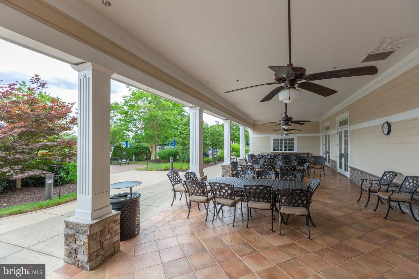 5 BLUEFIELD LN, FREDERICKSBURG, Virginia 22406, 3 Bedrooms Bedrooms, ,3 BathroomsBathrooms,Residential,For sale,5 BLUEFIELD LN,VAST2042978 MLS # VAST2042978