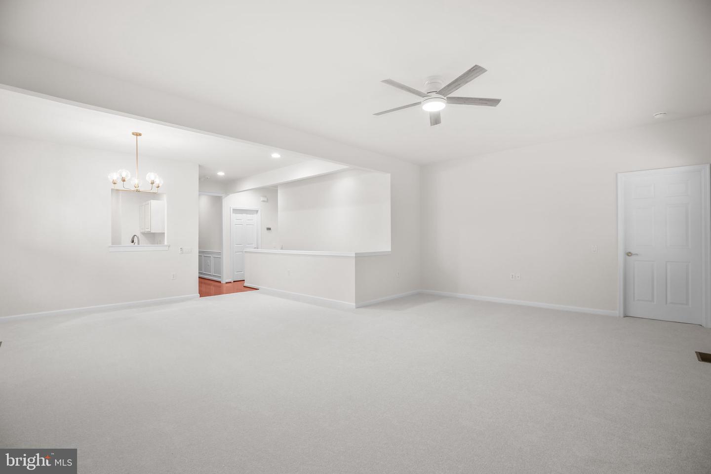 5 BLUEFIELD LN, FREDERICKSBURG, Virginia 22406, 3 Bedrooms Bedrooms, ,3 BathroomsBathrooms,Residential,For sale,5 BLUEFIELD LN,VAST2042978 MLS # VAST2042978