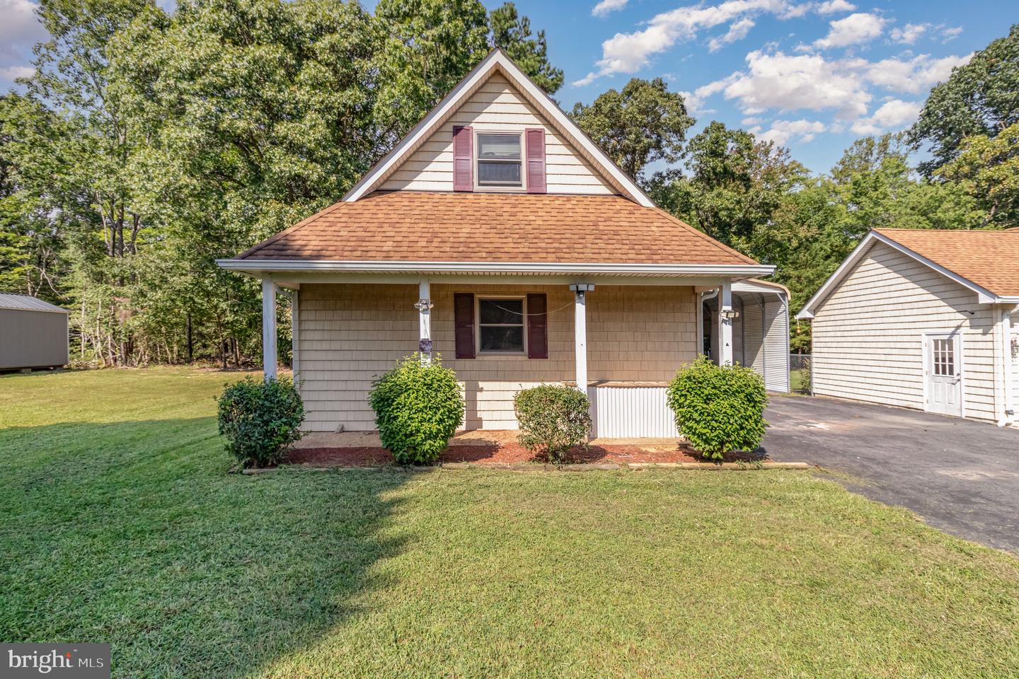 687 PROSPECT HILL RD, MONTROSS, Virginia 22520, 3 Bedrooms Bedrooms, ,2 BathroomsBathrooms,Residential,For sale,687 PROSPECT HILL RD,VAWE2009830 MLS # VAWE2009830