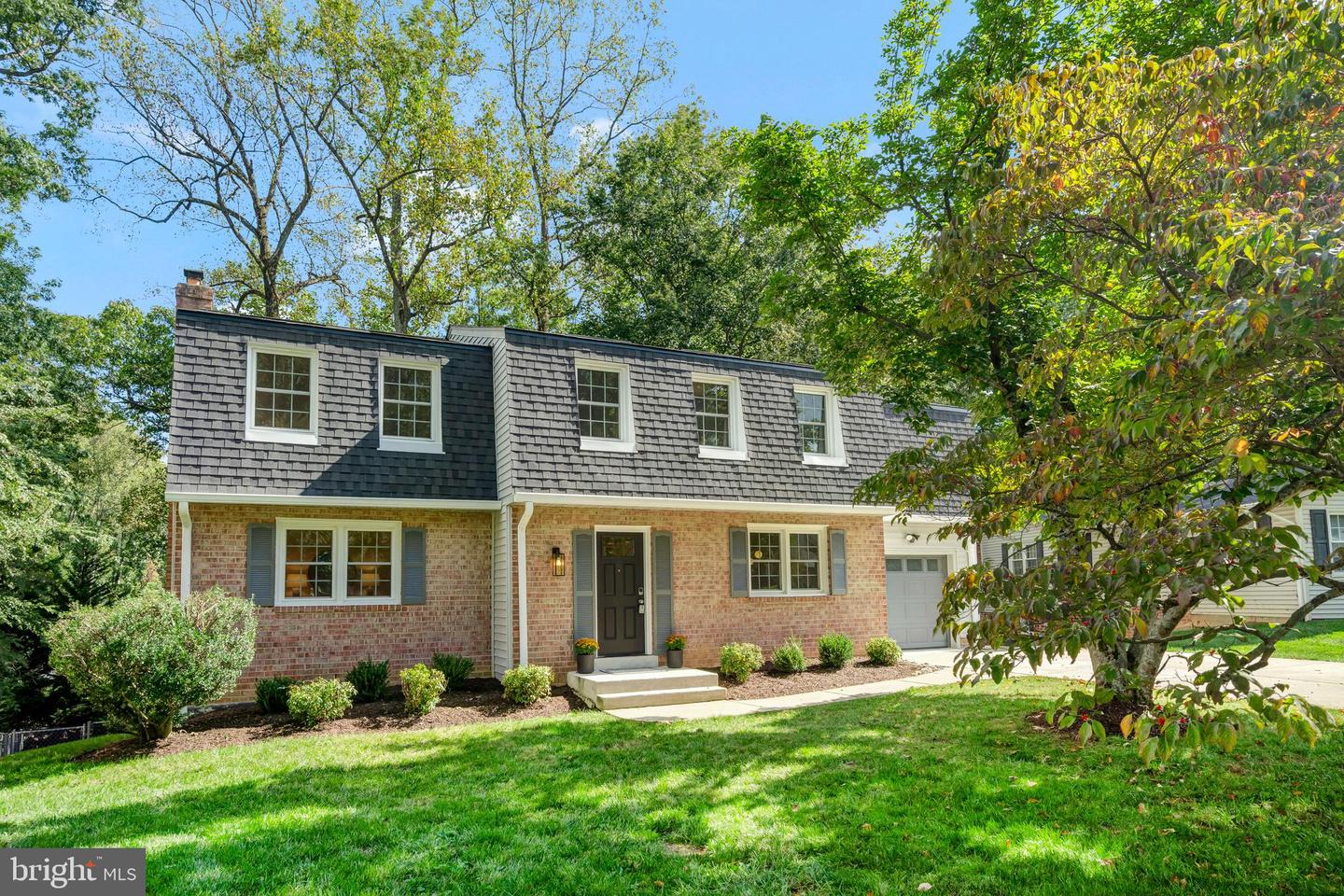 5207 MORNINGTON CT, FAIRFAX, Virginia 22032, 4 Bedrooms Bedrooms, 17 Rooms Rooms,3 BathroomsBathrooms,Residential,For sale,5207 MORNINGTON CT,VAFX2269830 MLS # VAFX2269830