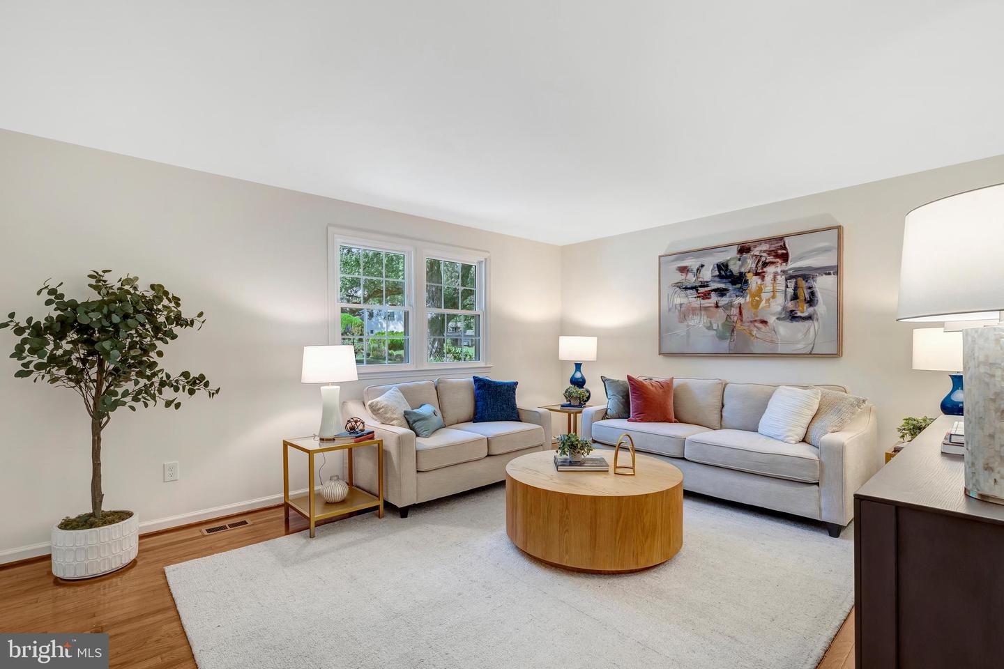 5207 MORNINGTON CT, FAIRFAX, Virginia 22032, 4 Bedrooms Bedrooms, 17 Rooms Rooms,3 BathroomsBathrooms,Residential,For sale,5207 MORNINGTON CT,VAFX2269830 MLS # VAFX2269830