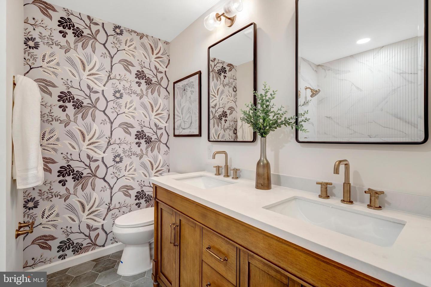 5207 MORNINGTON CT, FAIRFAX, Virginia 22032, 4 Bedrooms Bedrooms, 17 Rooms Rooms,3 BathroomsBathrooms,Residential,For sale,5207 MORNINGTON CT,VAFX2269830 MLS # VAFX2269830