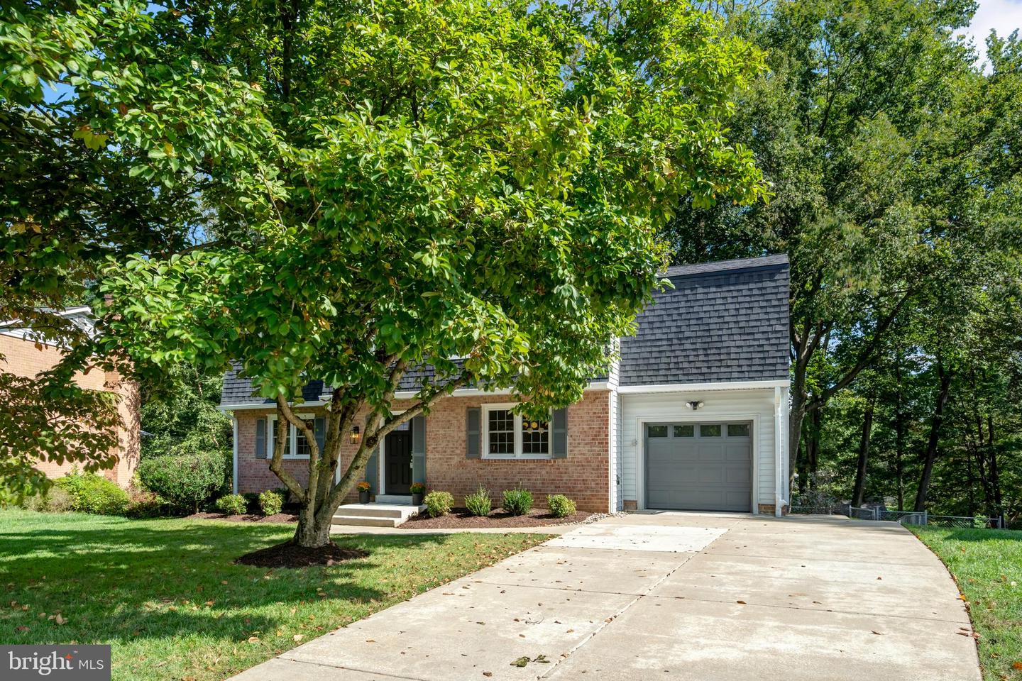 5207 MORNINGTON CT, FAIRFAX, Virginia 22032, 4 Bedrooms Bedrooms, 17 Rooms Rooms,3 BathroomsBathrooms,Residential,For sale,5207 MORNINGTON CT,VAFX2269830 MLS # VAFX2269830