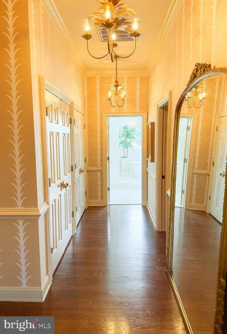 821 APPLE PIE RIDGE RD, WINCHESTER, Virginia 22603, 5 Bedrooms Bedrooms, 20 Rooms Rooms,4 BathroomsBathrooms,Residential,For sale,821 APPLE PIE RIDGE RD,VAFV2037110 MLS # VAFV2037110