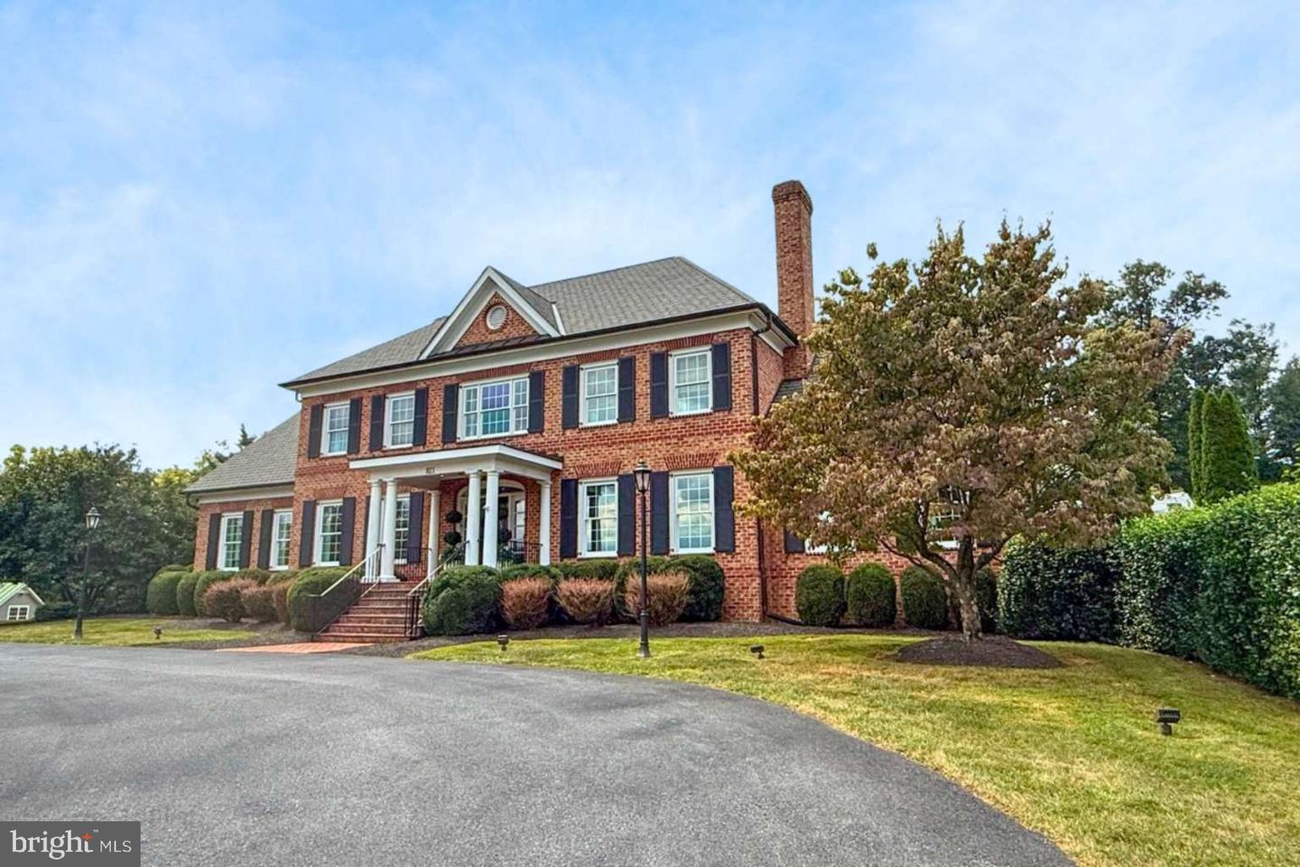 821 APPLE PIE RIDGE RD, WINCHESTER, Virginia 22603, 5 Bedrooms Bedrooms, 20 Rooms Rooms,4 BathroomsBathrooms,Residential,For sale,821 APPLE PIE RIDGE RD,VAFV2037110 MLS # VAFV2037110
