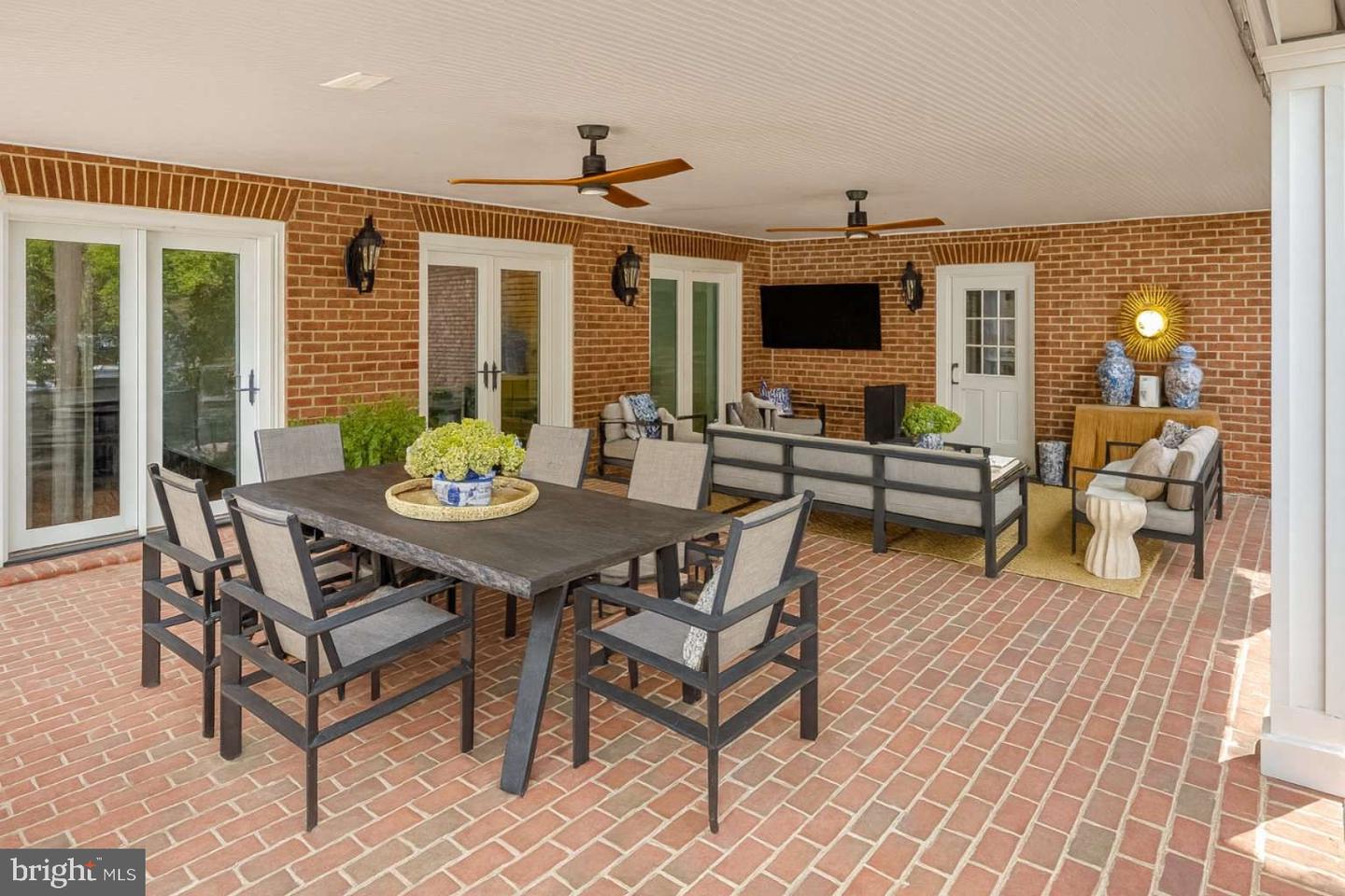 821 APPLE PIE RIDGE RD, WINCHESTER, Virginia 22603, 5 Bedrooms Bedrooms, 20 Rooms Rooms,4 BathroomsBathrooms,Residential,For sale,821 APPLE PIE RIDGE RD,VAFV2037110 MLS # VAFV2037110
