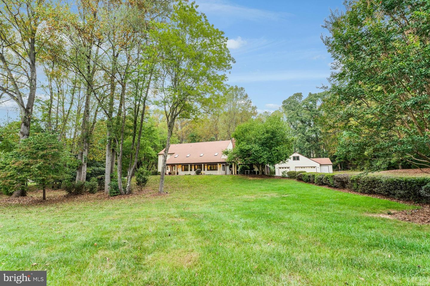 10702 MILKWEED DR, GREAT FALLS, Virginia 22066, 4 Bedrooms Bedrooms, 10 Rooms Rooms,4 BathroomsBathrooms,Residential,For sale,10702 MILKWEED DR,VAFX2269488 MLS # VAFX2269488