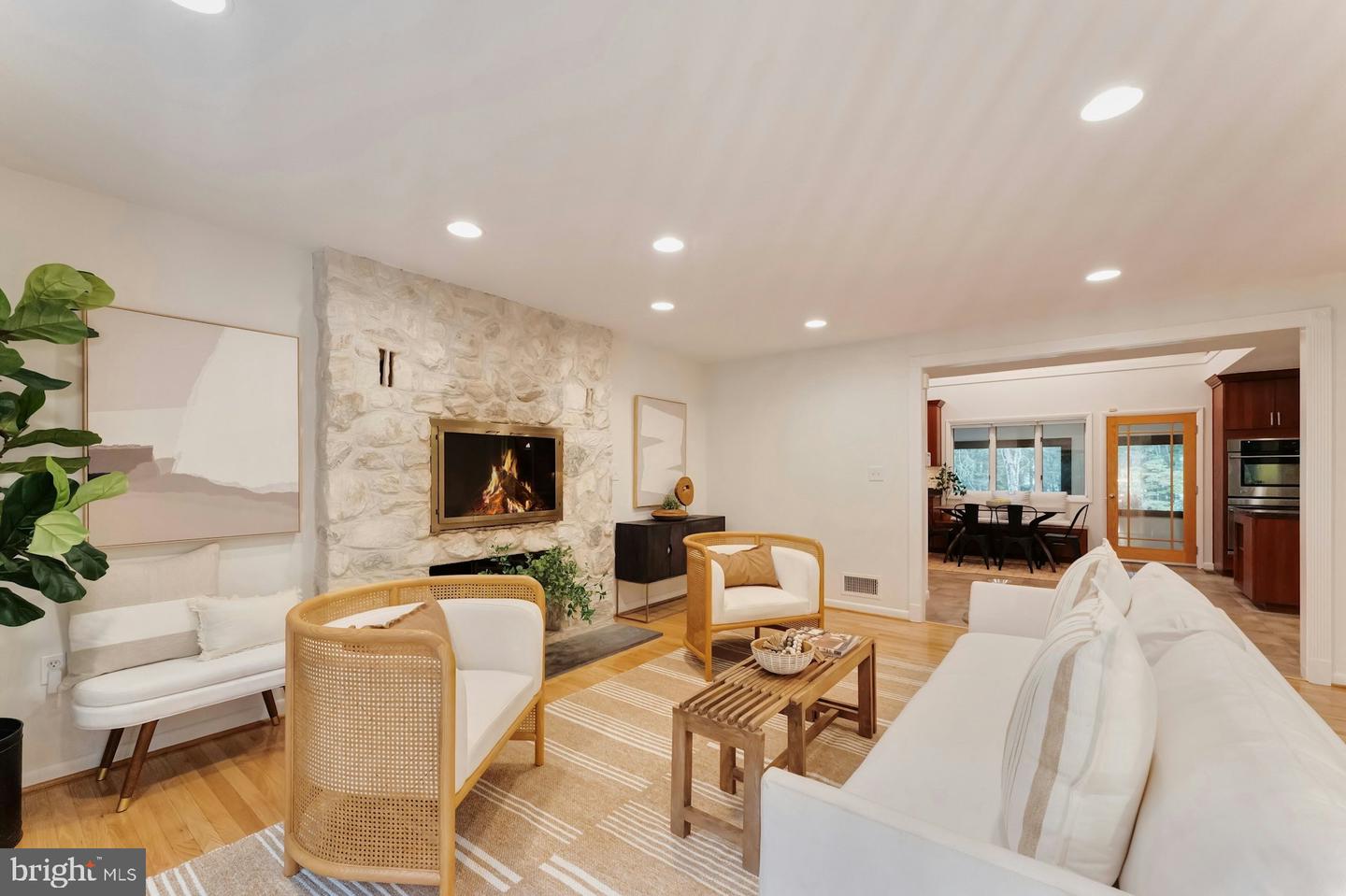 10702 MILKWEED DR, GREAT FALLS, Virginia 22066, 4 Bedrooms Bedrooms, 10 Rooms Rooms,4 BathroomsBathrooms,Residential,For sale,10702 MILKWEED DR,VAFX2269488 MLS # VAFX2269488