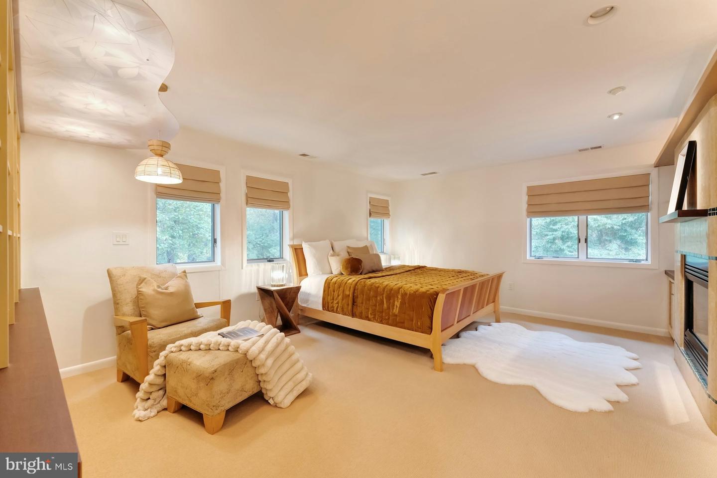 10702 MILKWEED DR, GREAT FALLS, Virginia 22066, 4 Bedrooms Bedrooms, 10 Rooms Rooms,4 BathroomsBathrooms,Residential,For sale,10702 MILKWEED DR,VAFX2269488 MLS # VAFX2269488