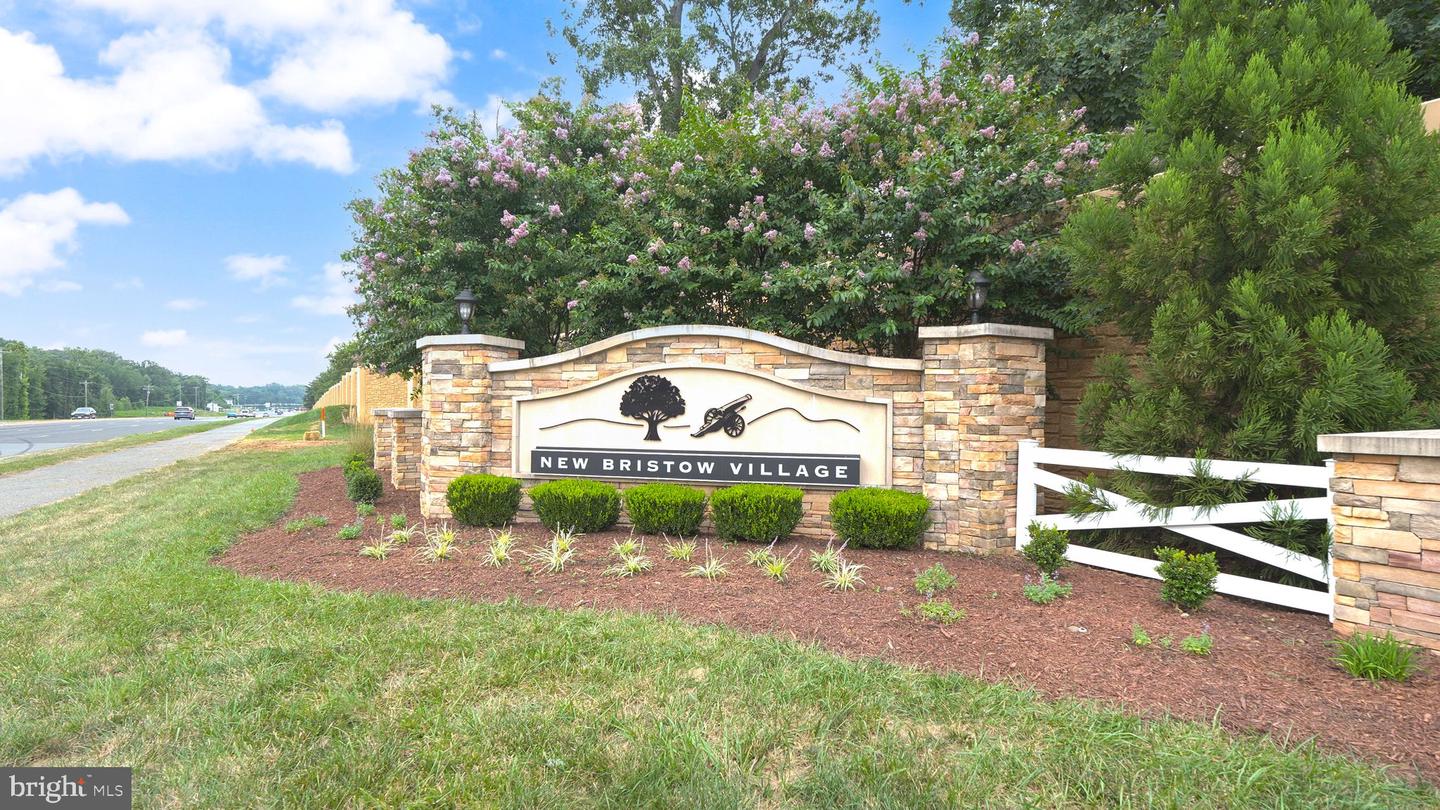 11823 WHITWORTH CANNON LN, BRISTOW, Virginia 20136, 4 Bedrooms Bedrooms, ,3 BathroomsBathrooms,Residential,For sale,11823 WHITWORTH CANNON LN,VAPW2105050 MLS # VAPW2105050