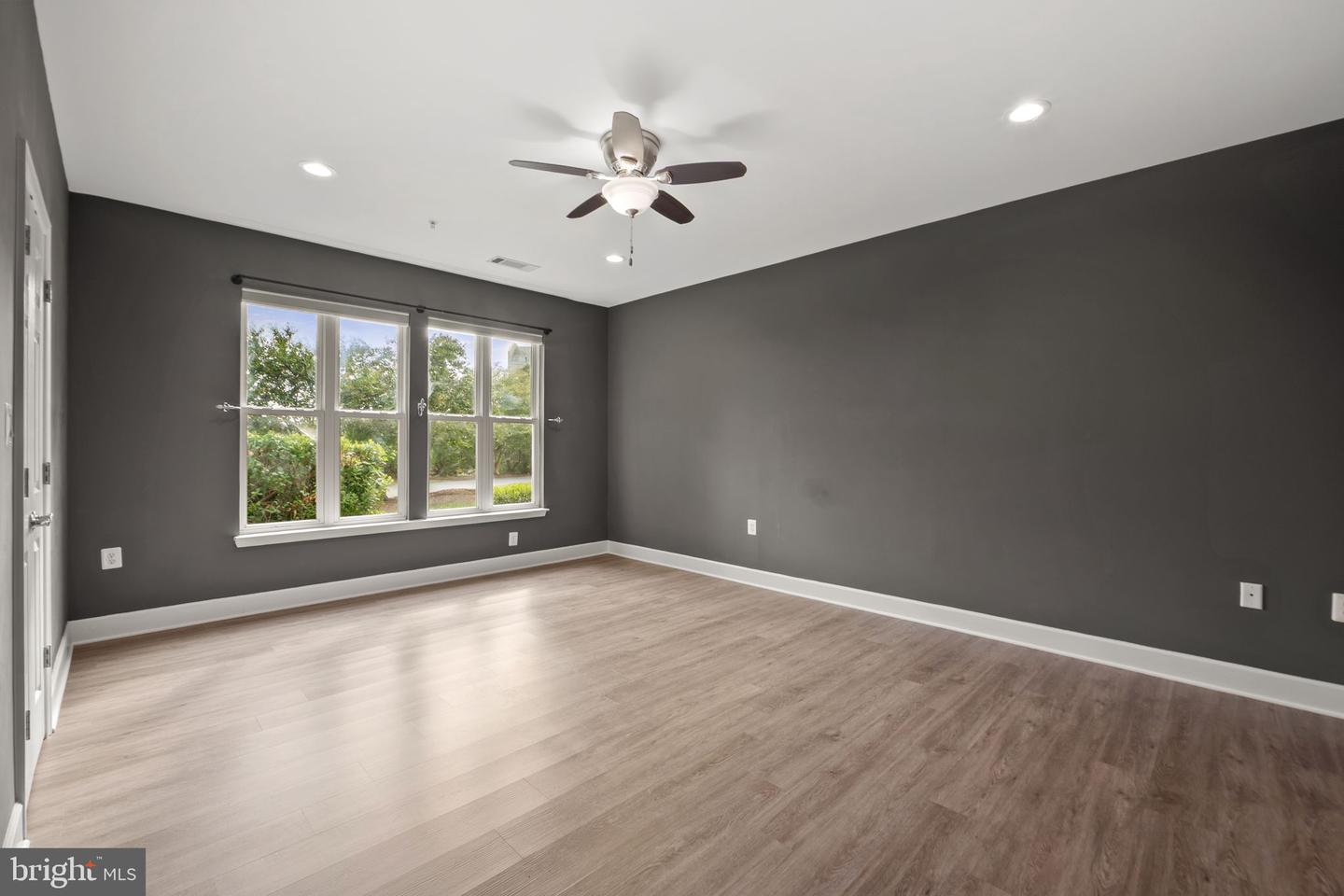 1621 LADUE CT #105, WOODBRIDGE, Virginia 22191, 2 Bedrooms Bedrooms, ,2 BathroomsBathrooms,Residential,For sale,1621 LADUE CT #105,VAPW2105054 MLS # VAPW2105054