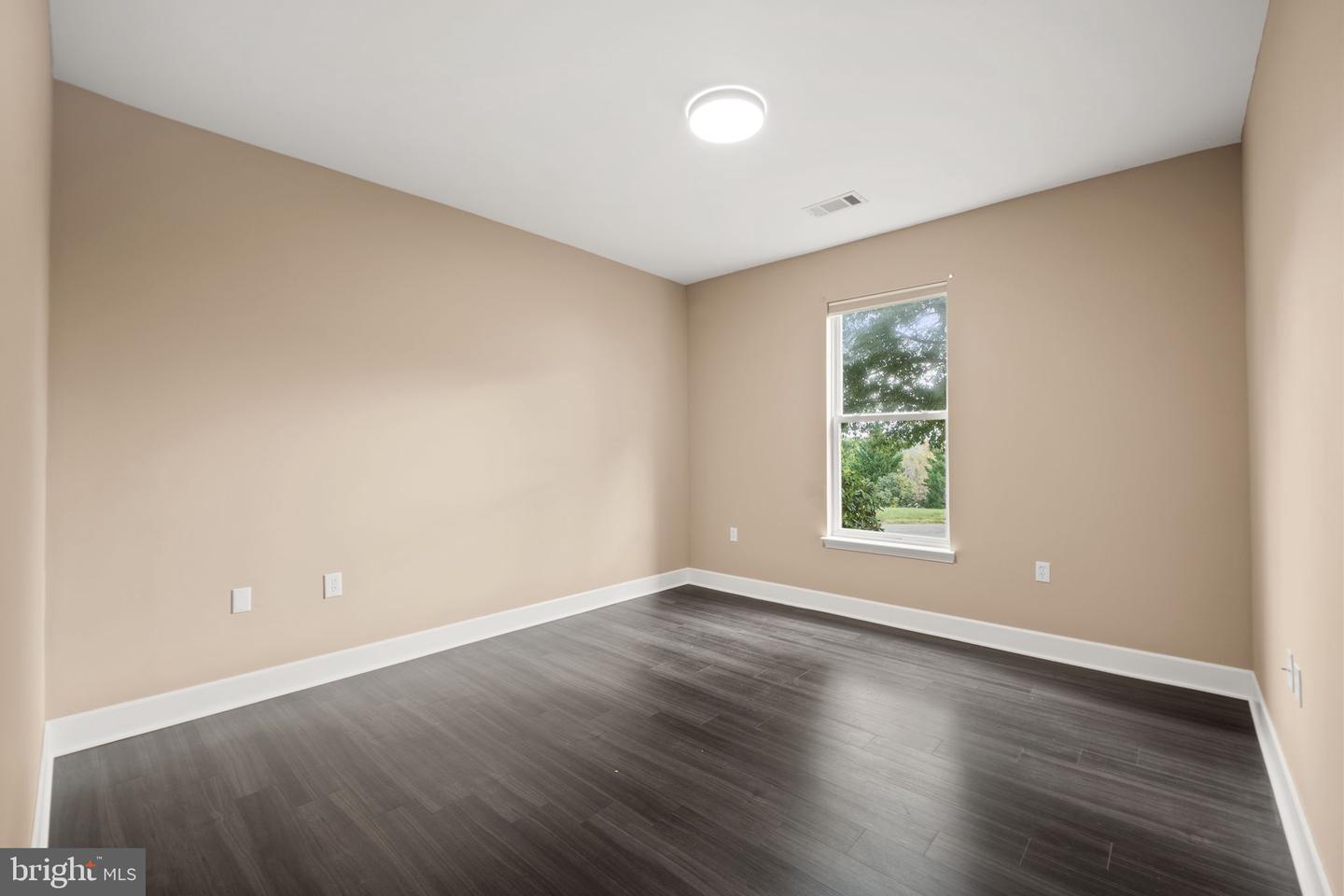 1621 LADUE CT #105, WOODBRIDGE, Virginia 22191, 2 Bedrooms Bedrooms, ,2 BathroomsBathrooms,Residential,For sale,1621 LADUE CT #105,VAPW2105054 MLS # VAPW2105054