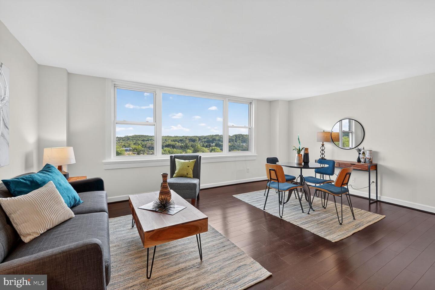 4600 DUKE ST #1300, ALEXANDRIA, Virginia 22304, 1 Bedroom Bedrooms, ,1 BathroomBathrooms,Residential,For sale,4600 DUKE ST #1300,VAAX2050330 MLS # VAAX2050330