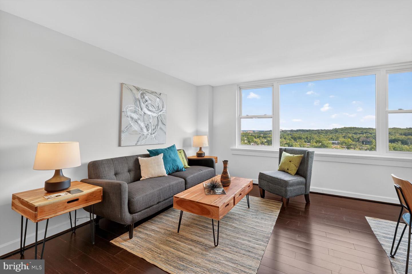 4600 DUKE ST #1300, ALEXANDRIA, Virginia 22304, 1 Bedroom Bedrooms, ,1 BathroomBathrooms,Residential,For sale,4600 DUKE ST #1300,VAAX2050330 MLS # VAAX2050330