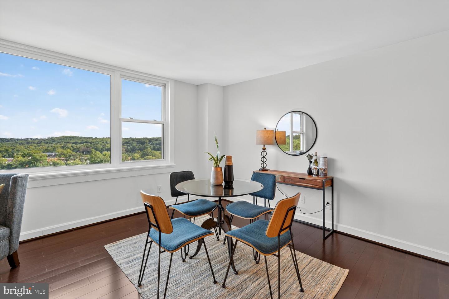 4600 DUKE ST #1300, ALEXANDRIA, Virginia 22304, 1 Bedroom Bedrooms, ,1 BathroomBathrooms,Residential,For sale,4600 DUKE ST #1300,VAAX2050330 MLS # VAAX2050330