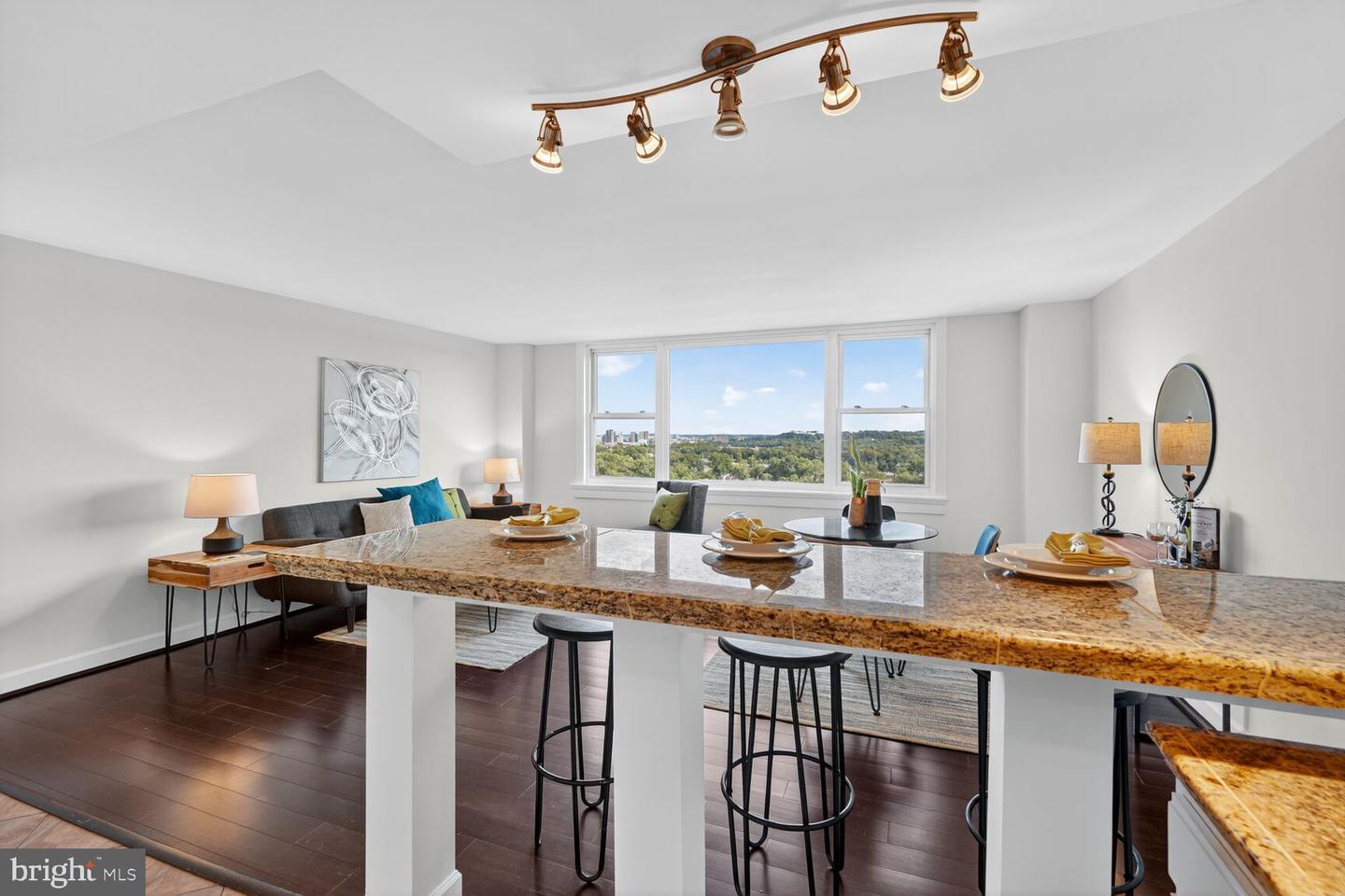 4600 DUKE ST #1300, ALEXANDRIA, Virginia 22304, 1 Bedroom Bedrooms, ,1 BathroomBathrooms,Residential,For sale,4600 DUKE ST #1300,VAAX2050330 MLS # VAAX2050330