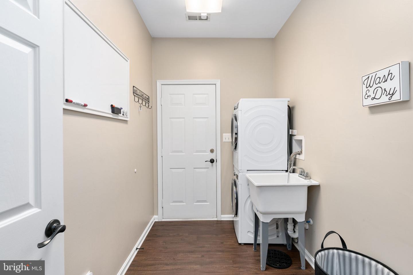 4212 STONEHAVEN WAY, FREDERICKSBURG, Virginia 22408, 3 Bedrooms Bedrooms, ,2 BathroomsBathrooms,Residential,For sale,4212 STONEHAVEN WAY,VASP2036566 MLS # VASP2036566