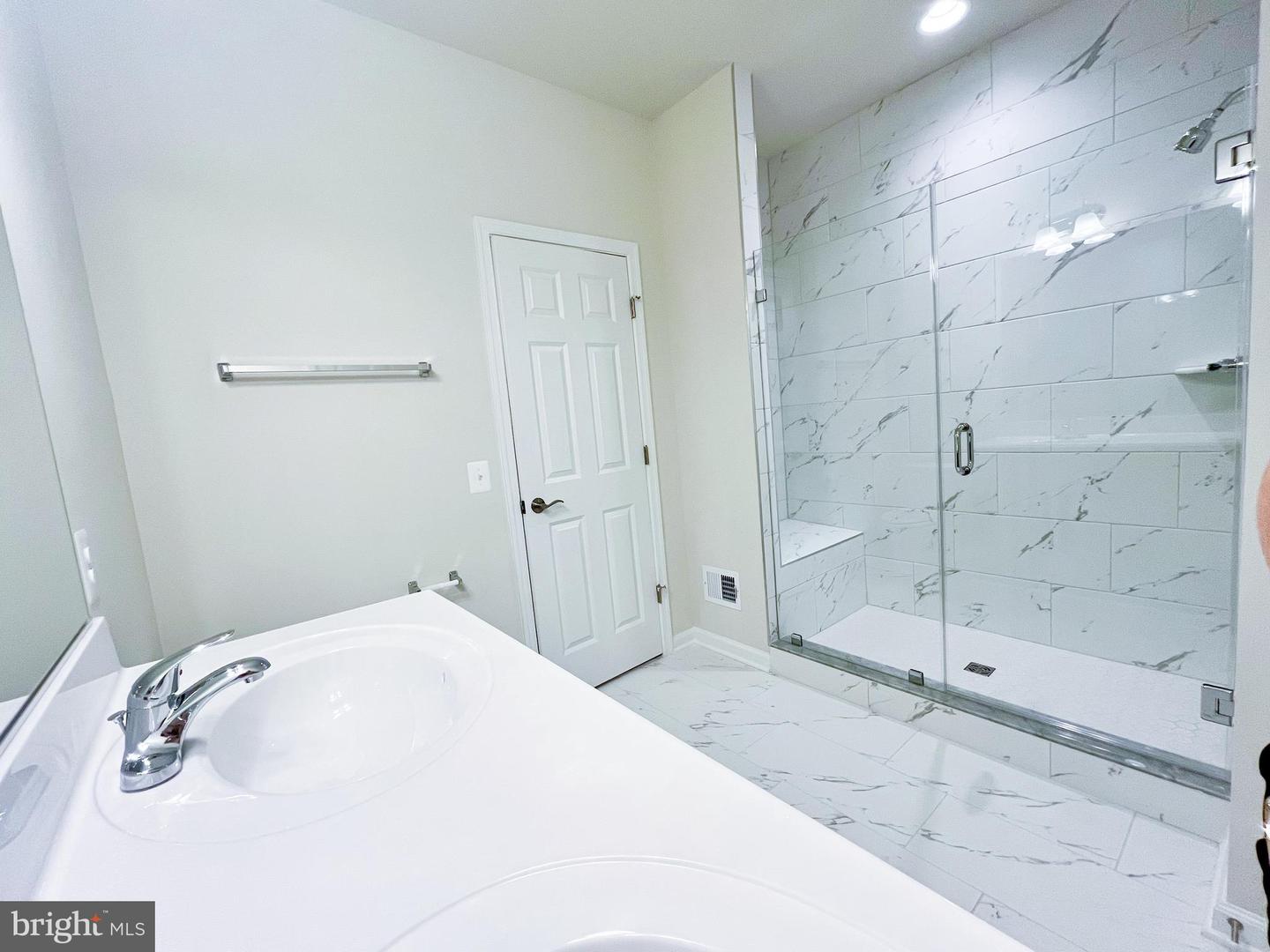 105 VERMILLION LN, WINCHESTER, Virginia 22603, 3 Bedrooms Bedrooms, ,2 BathroomsBathrooms,Residential,For sale,105 VERMILLION LN,VAFV2037114 MLS # VAFV2037114
