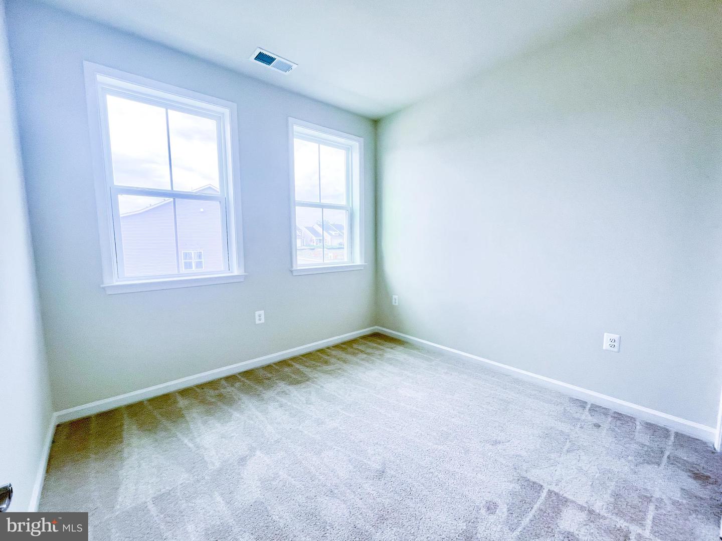 105 VERMILLION LN, WINCHESTER, Virginia 22603, 3 Bedrooms Bedrooms, ,2 BathroomsBathrooms,Residential,For sale,105 VERMILLION LN,VAFV2037114 MLS # VAFV2037114