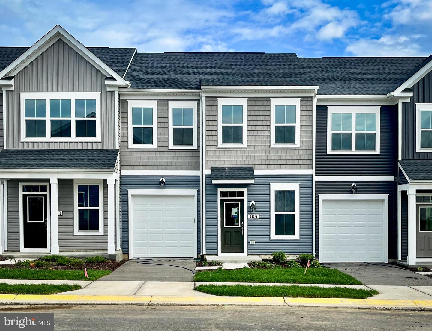 105 VERMILLION LN, WINCHESTER, Virginia 22603, 3 Bedrooms Bedrooms, ,2 BathroomsBathrooms,Residential,For sale,105 VERMILLION LN,VAFV2037114 MLS # VAFV2037114