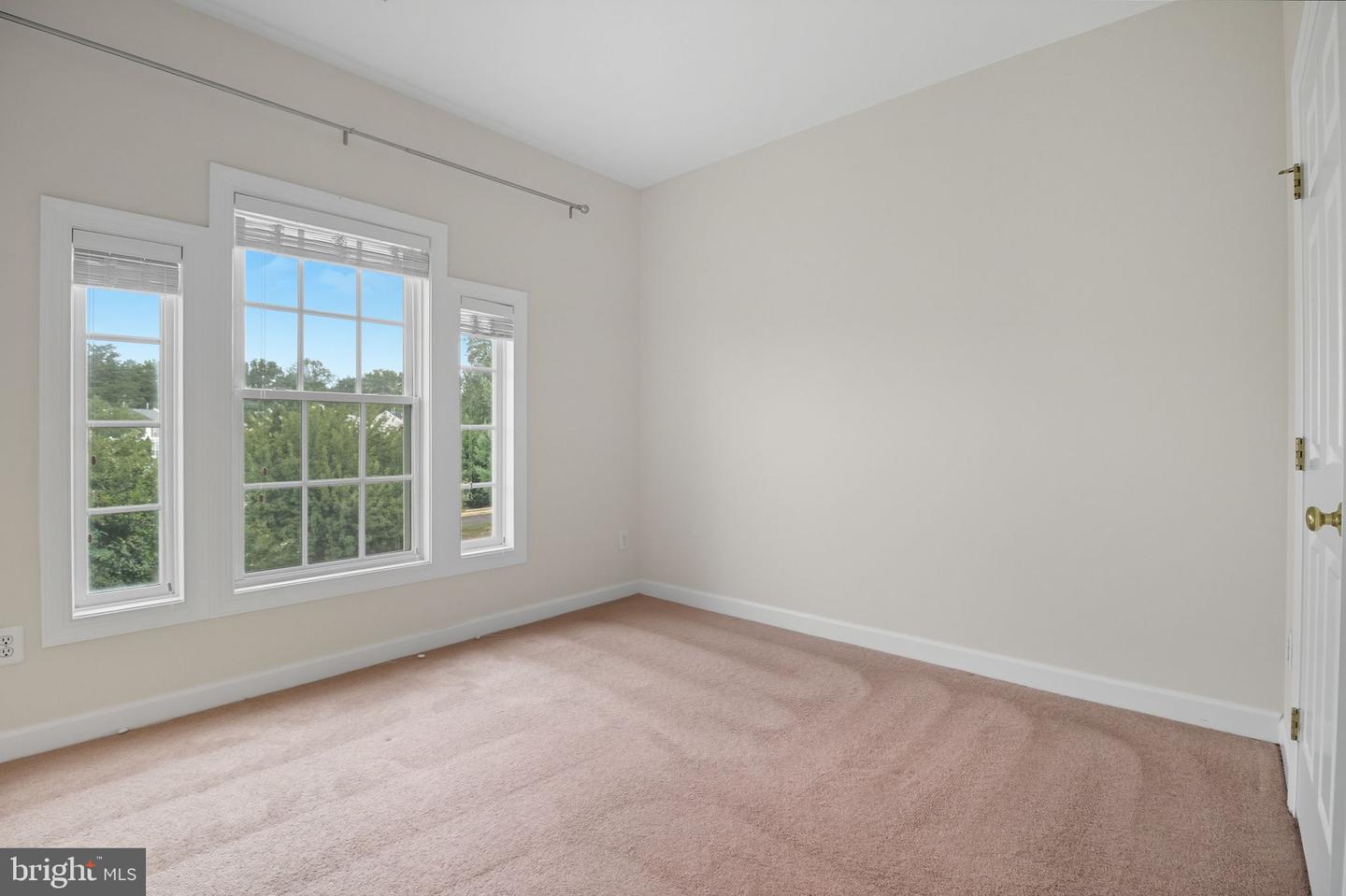 14395 FOWLERS MILL DR, GAINESVILLE, Virginia 20155, 3 Bedrooms Bedrooms, ,3 BathroomsBathrooms,Residential,For sale,14395 FOWLERS MILL DR,VAPW2105064 MLS # VAPW2105064