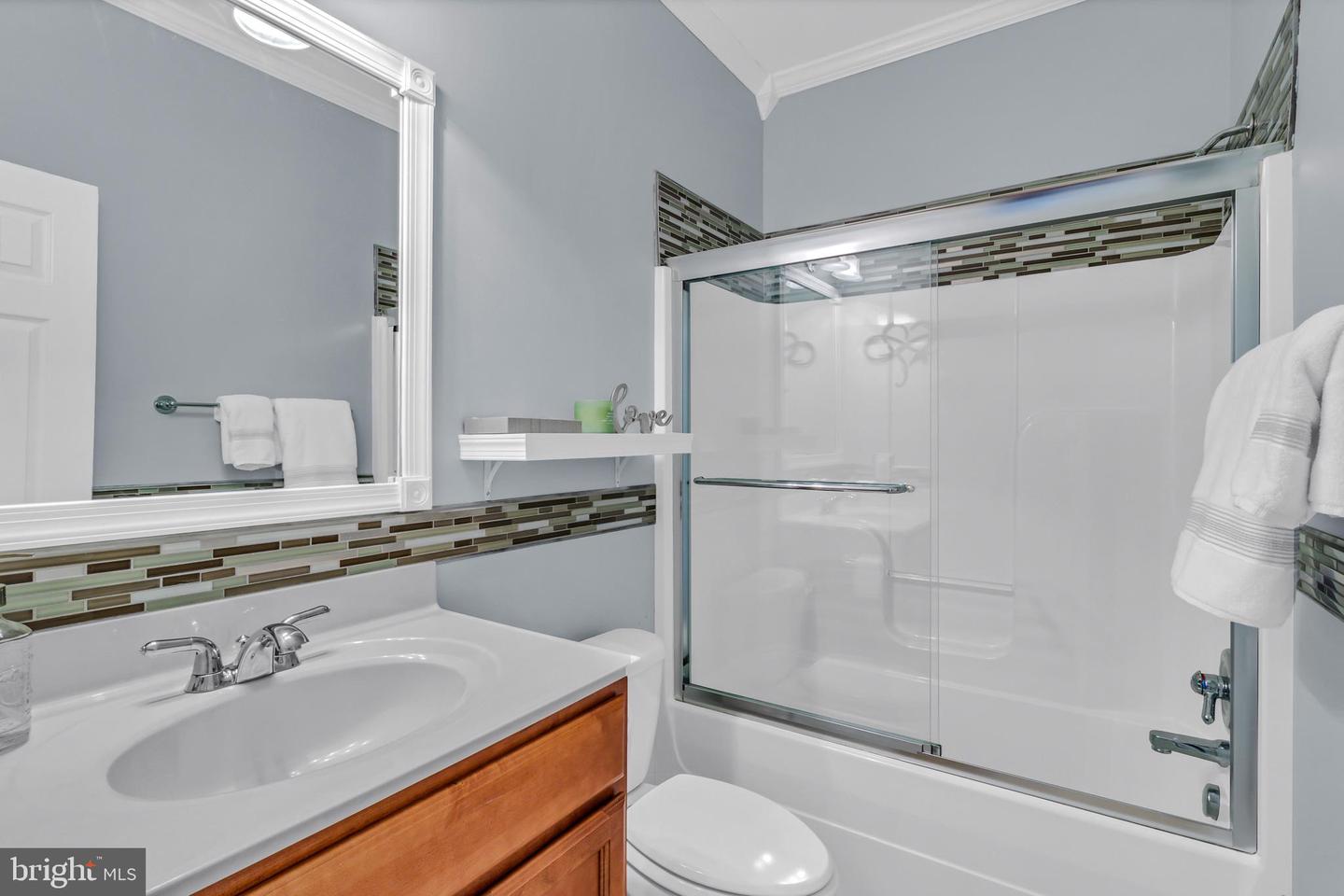 85 PLEASANTS LN, KILMARNOCK, Virginia 22482, 3 Bedrooms Bedrooms, 9 Rooms Rooms,2 BathroomsBathrooms,Residential,For sale,85 PLEASANTS LN,VALV2000878 MLS # VALV2000878