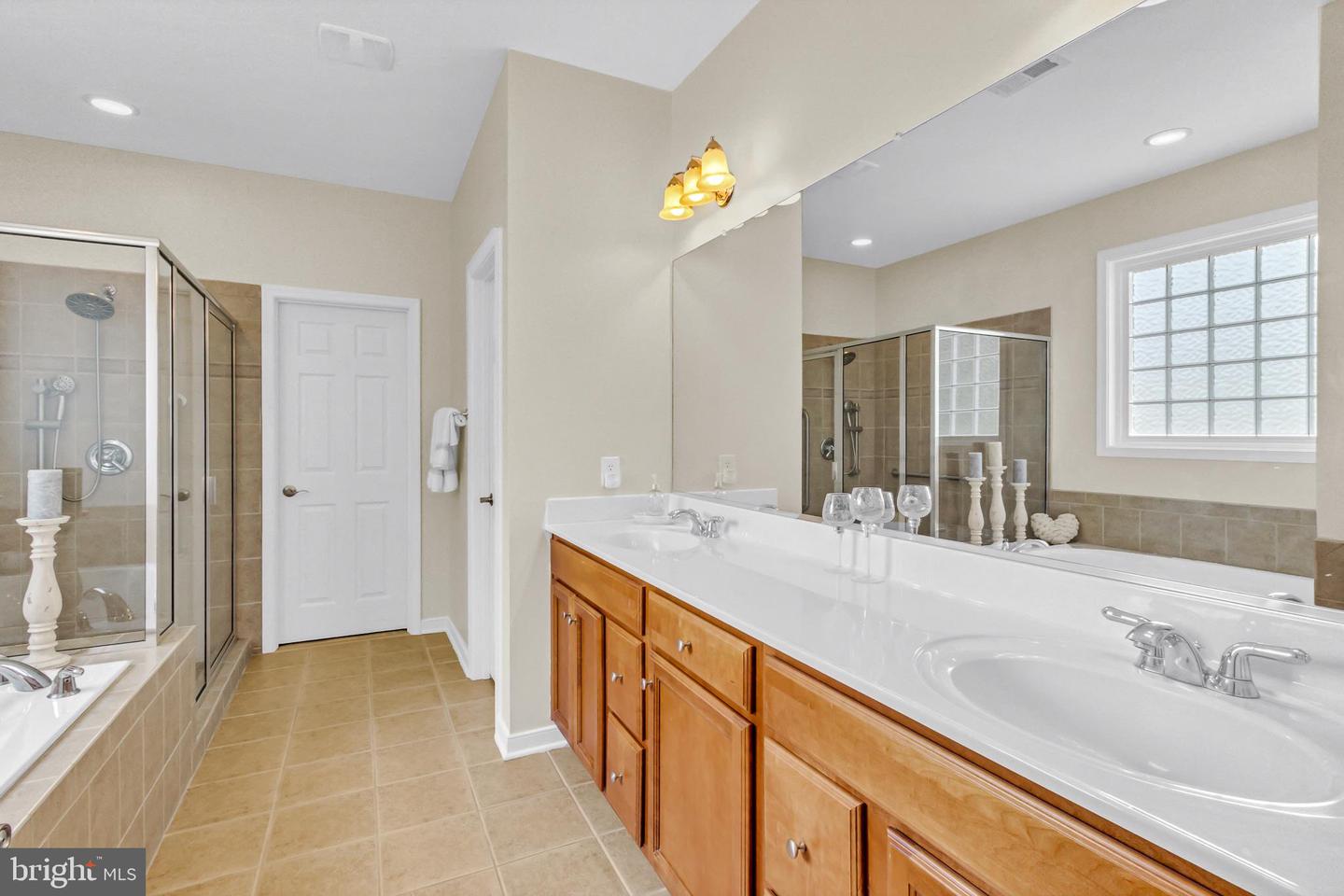 85 PLEASANTS LN, KILMARNOCK, Virginia 22482, 3 Bedrooms Bedrooms, 9 Rooms Rooms,2 BathroomsBathrooms,Residential,For sale,85 PLEASANTS LN,VALV2000878 MLS # VALV2000878