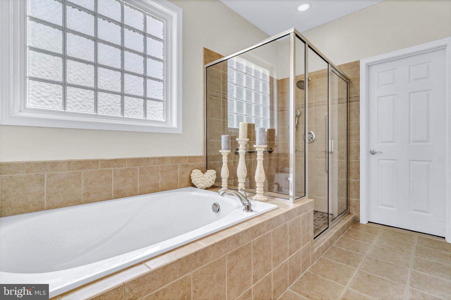 85 PLEASANTS LN, KILMARNOCK, Virginia 22482, 3 Bedrooms Bedrooms, 9 Rooms Rooms,2 BathroomsBathrooms,Residential,For sale,85 PLEASANTS LN,VALV2000878 MLS # VALV2000878