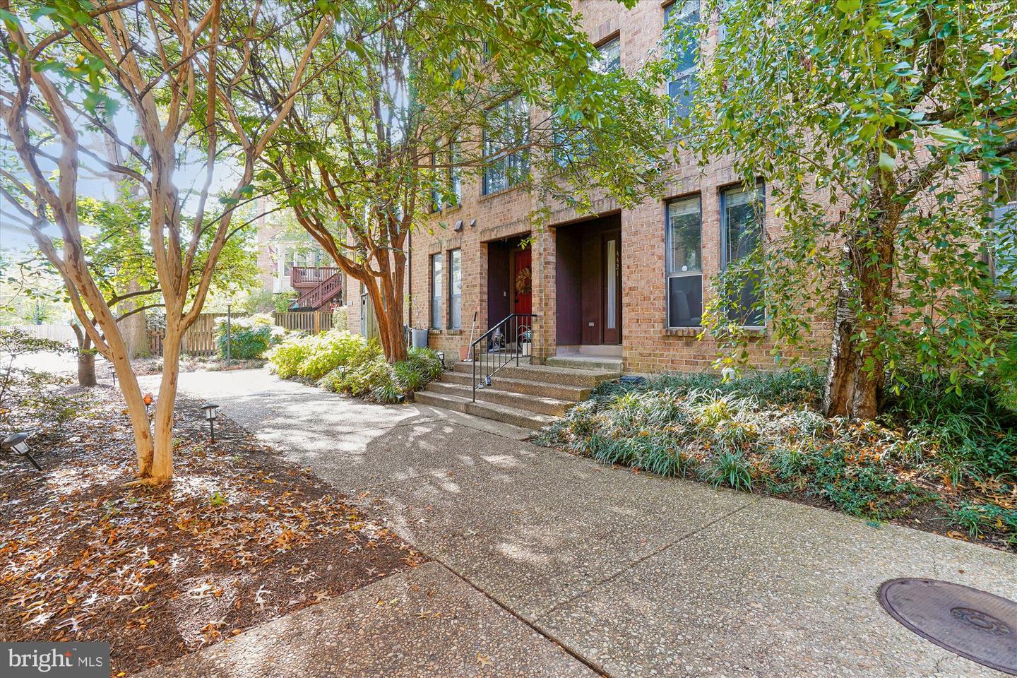 4421 7TH ST N, ARLINGTON, Virginia 22203, 3 Bedrooms Bedrooms, ,2 BathroomsBathrooms,Residential,For sale,4421 7TH ST N,VAAR2064302 MLS # VAAR2064302