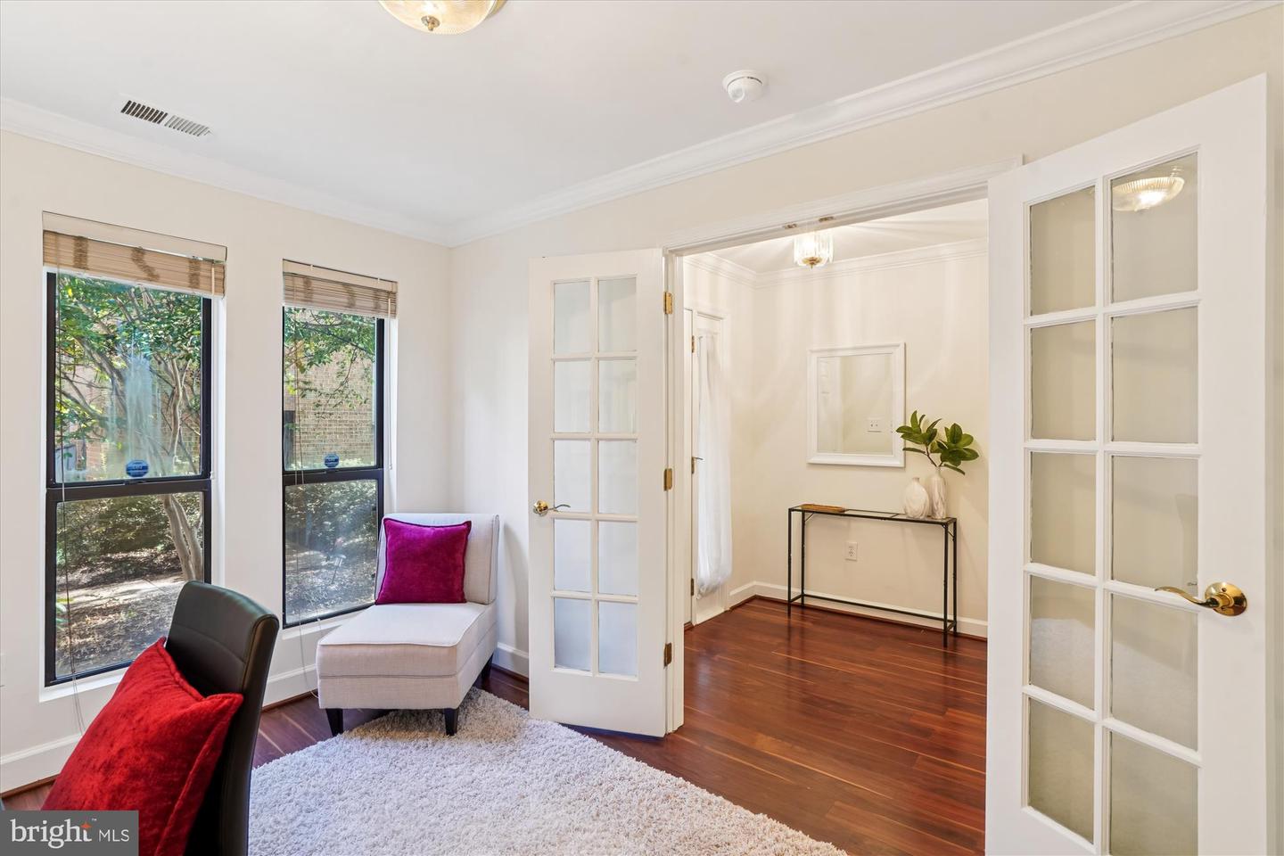 4421 7TH ST N, ARLINGTON, Virginia 22203, 3 Bedrooms Bedrooms, ,2 BathroomsBathrooms,Residential,For sale,4421 7TH ST N,VAAR2064302 MLS # VAAR2064302