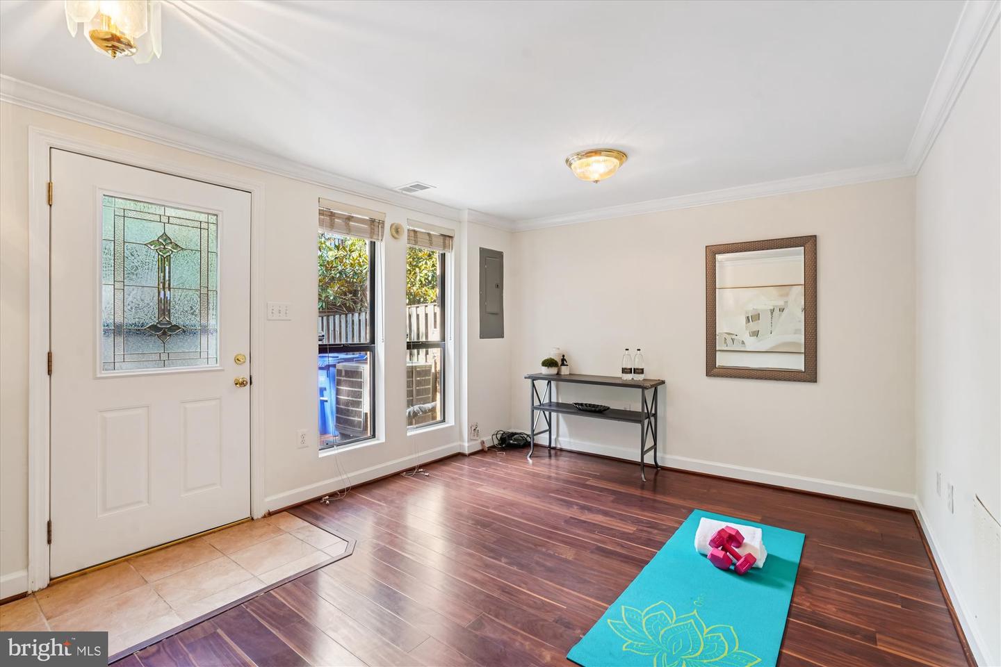 4421 7TH ST N, ARLINGTON, Virginia 22203, 3 Bedrooms Bedrooms, ,2 BathroomsBathrooms,Residential,For sale,4421 7TH ST N,VAAR2064302 MLS # VAAR2064302