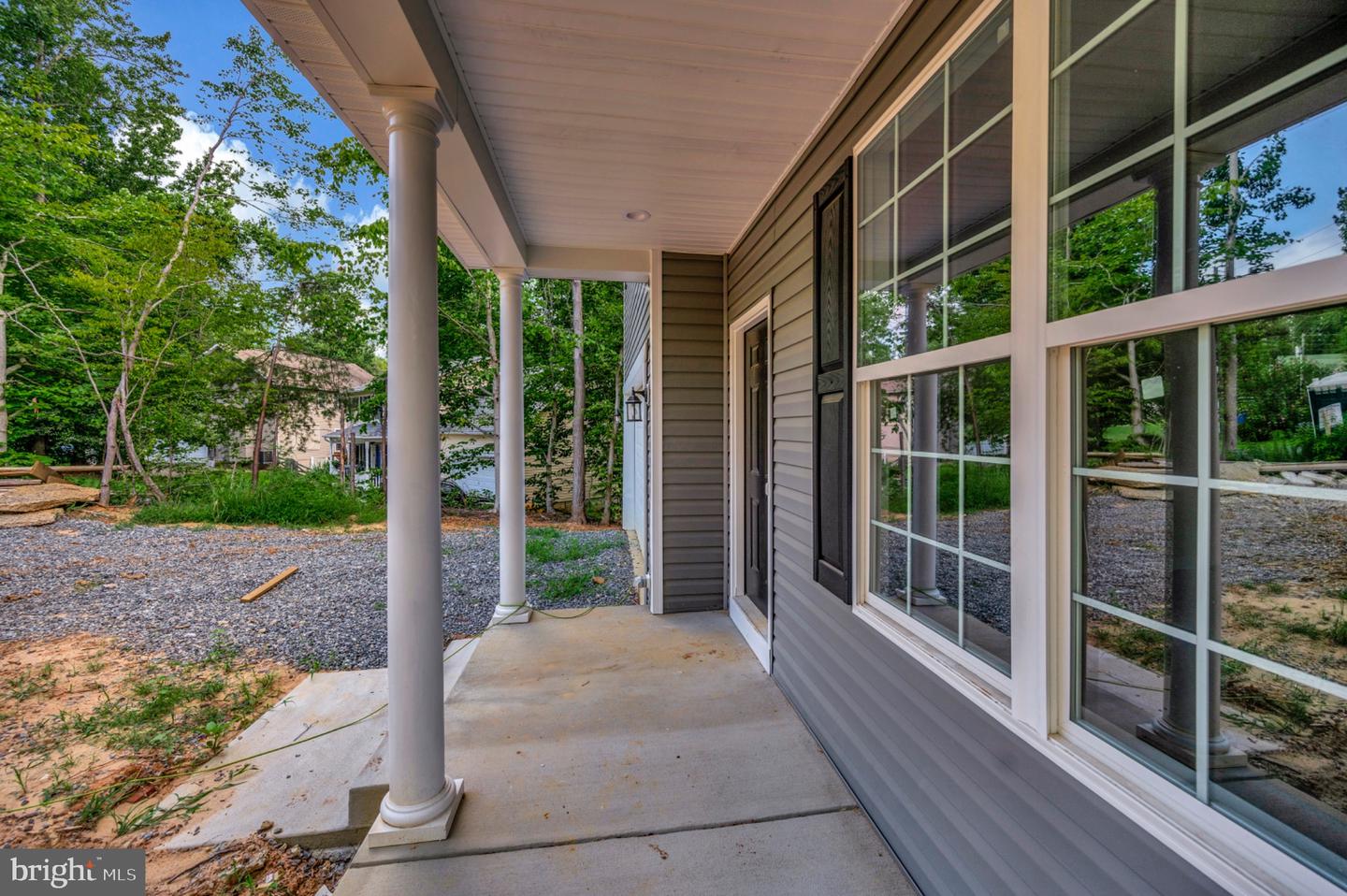 6077 HAMLIN CIR, KING GEORGE, Virginia 22485, 4 Bedrooms Bedrooms, 7 Rooms Rooms,2 BathroomsBathrooms,Residential,For sale,6077 HAMLIN CIR,VAKG2006788 MLS # VAKG2006788