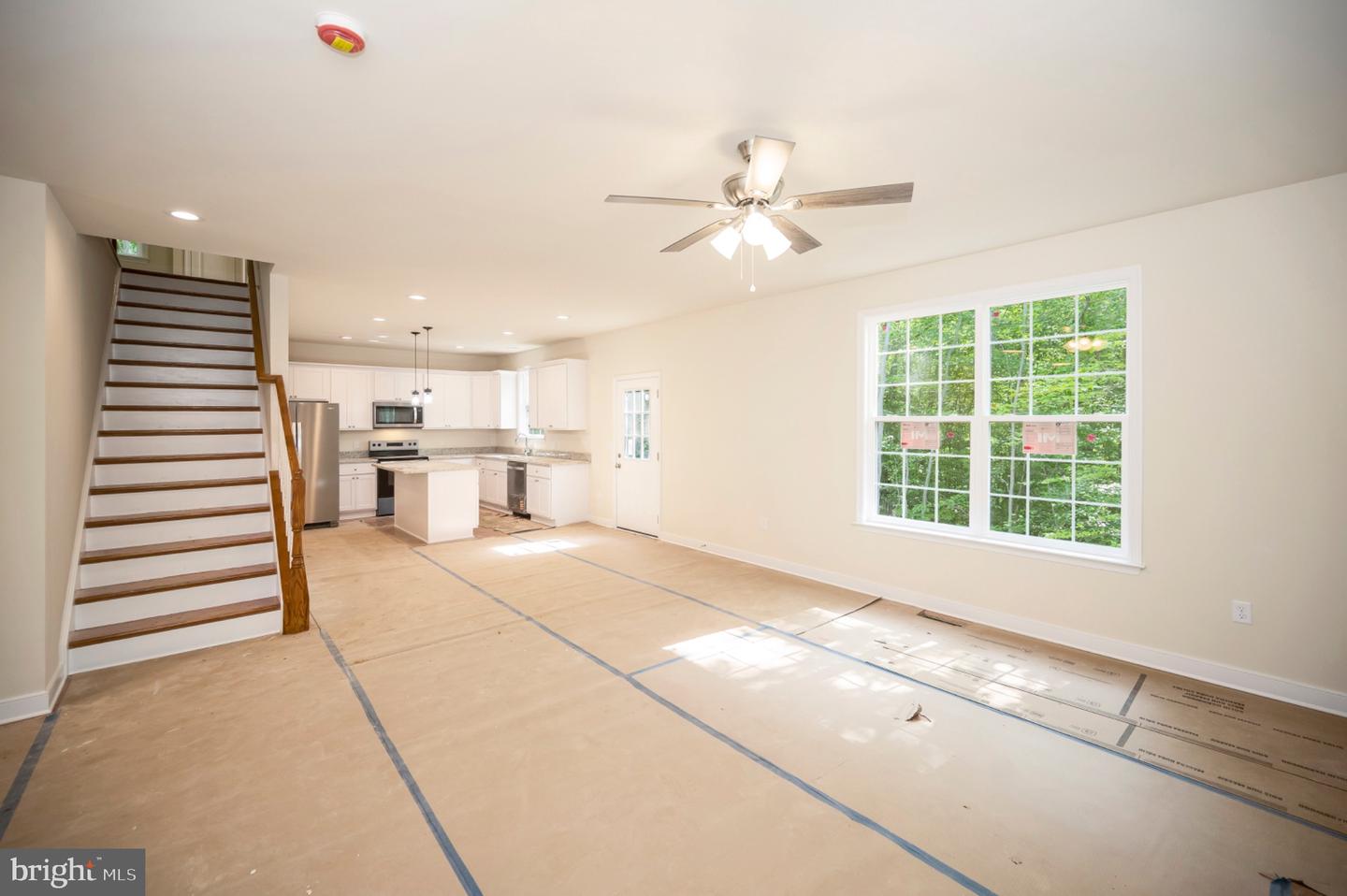 6077 HAMLIN CIR, KING GEORGE, Virginia 22485, 4 Bedrooms Bedrooms, 7 Rooms Rooms,2 BathroomsBathrooms,Residential,For sale,6077 HAMLIN CIR,VAKG2006788 MLS # VAKG2006788