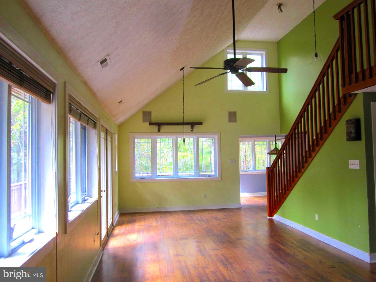 17 DAVIS CT, BASYE, Virginia 22810, ,Residential,For sale,17 DAVIS CT,VASH2012326 MLS # VASH2012326