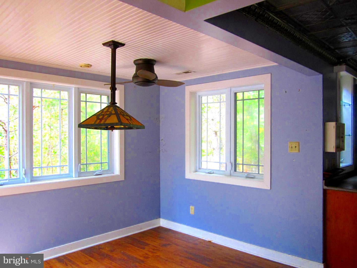 17 DAVIS CT, BASYE, Virginia 22810, ,Residential,For sale,17 DAVIS CT,VASH2012326 MLS # VASH2012326