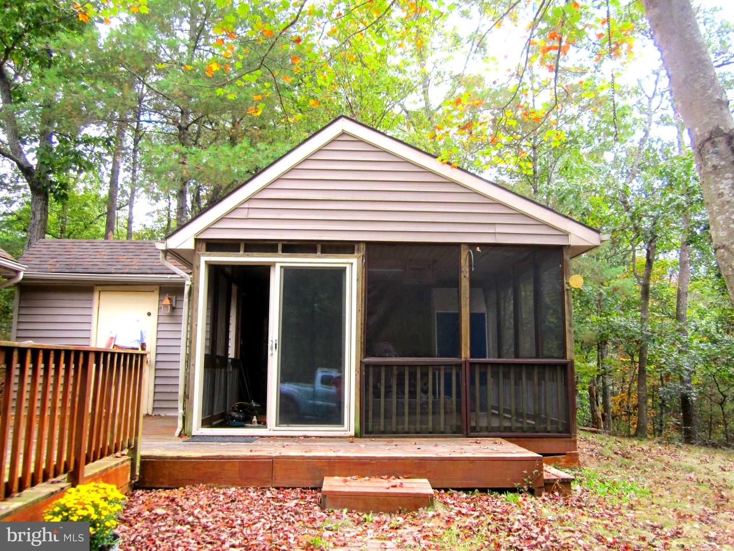 17 DAVIS CT, BASYE, Virginia 22810, ,Residential,For sale,17 DAVIS CT,VASH2012326 MLS # VASH2012326