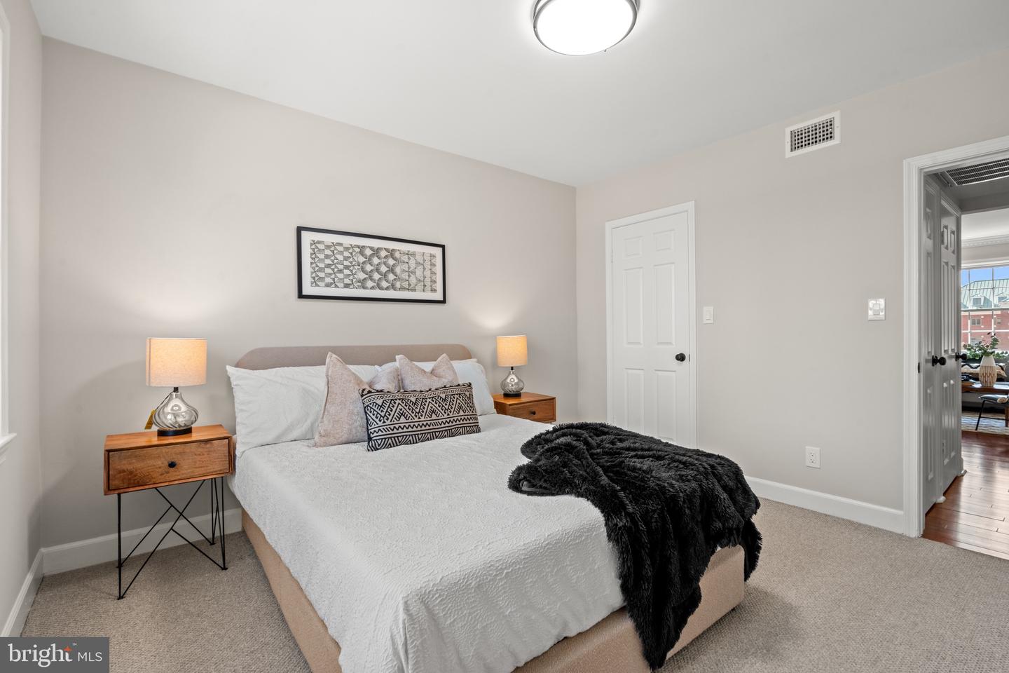 1205 N PITT #3C, ALEXANDRIA, Virginia 22314, 2 Bedrooms Bedrooms, 3 Rooms Rooms,1 BathroomBathrooms,Residential,For sale,1205 N PITT #3C,VAAX2049276 MLS # VAAX2049276