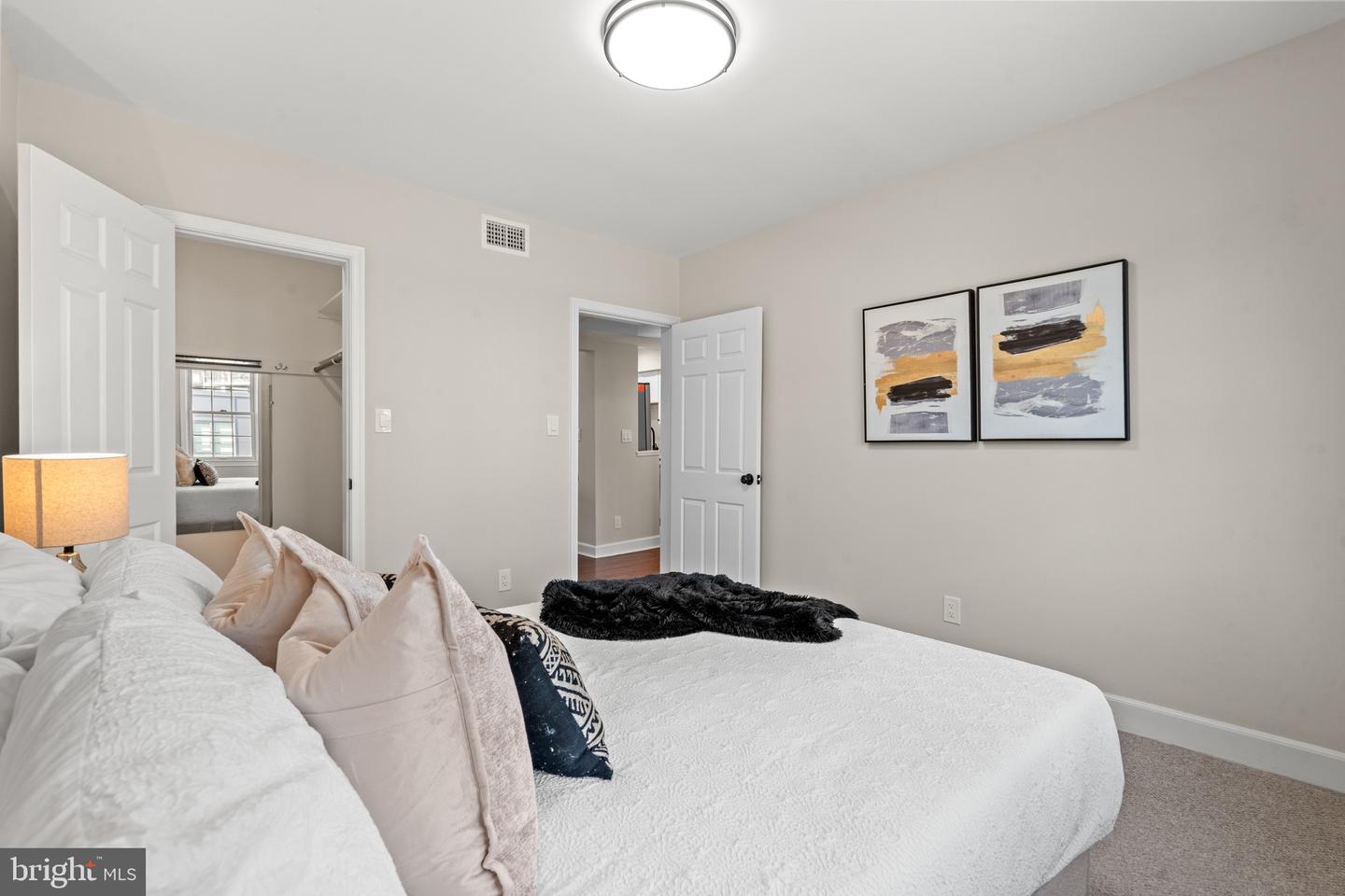 1205 N PITT #3C, ALEXANDRIA, Virginia 22314, 2 Bedrooms Bedrooms, 3 Rooms Rooms,1 BathroomBathrooms,Residential,For sale,1205 N PITT #3C,VAAX2049276 MLS # VAAX2049276