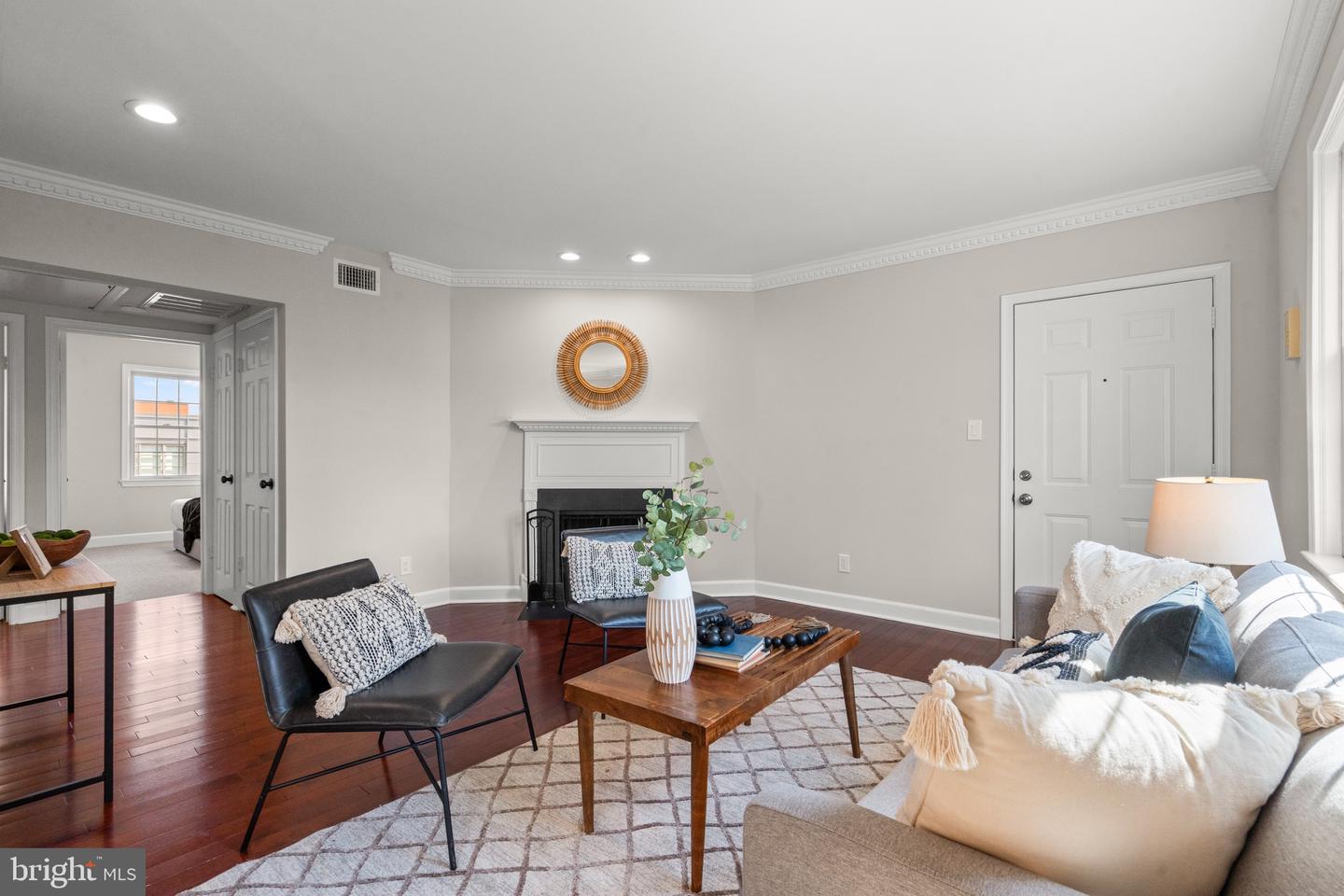 1205 N PITT #3C, ALEXANDRIA, Virginia 22314, 2 Bedrooms Bedrooms, 3 Rooms Rooms,1 BathroomBathrooms,Residential,For sale,1205 N PITT #3C,VAAX2049276 MLS # VAAX2049276