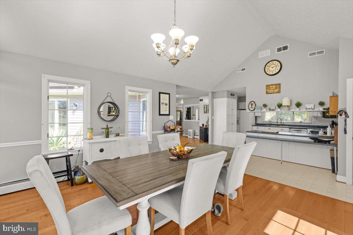 174 MARTIN ST, LURAY, Virginia 22835, 3 Bedrooms Bedrooms, ,3 BathroomsBathrooms,Residential,For sale,174 MARTIN ST,VAPA2005340 MLS # VAPA2005340