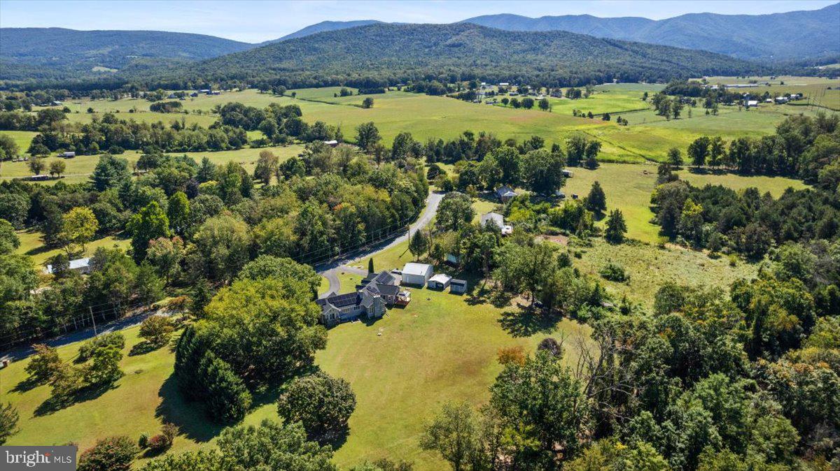 174 MARTIN ST, LURAY, Virginia 22835, 3 Bedrooms Bedrooms, ,3 BathroomsBathrooms,Residential,For sale,174 MARTIN ST,VAPA2005340 MLS # VAPA2005340