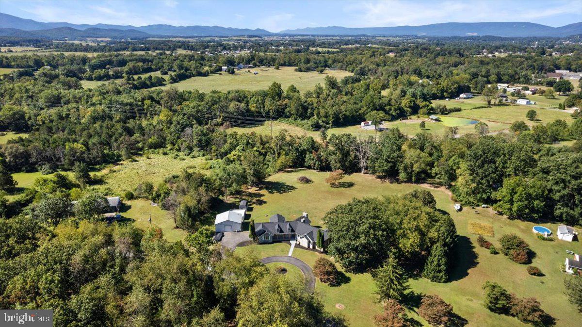174 MARTIN ST, LURAY, Virginia 22835, 3 Bedrooms Bedrooms, ,3 BathroomsBathrooms,Residential,For sale,174 MARTIN ST,VAPA2005340 MLS # VAPA2005340