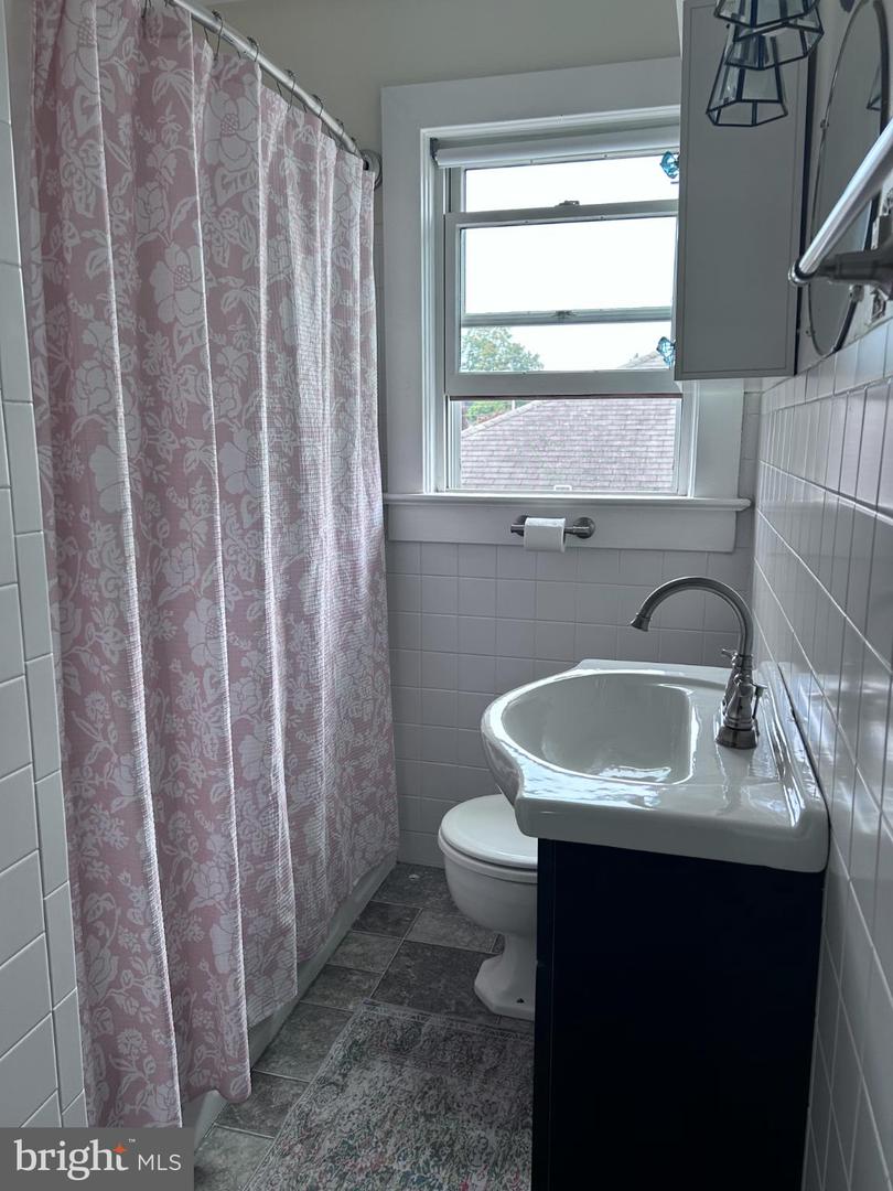 1209 PARCELL ST, FREDERICKSBURG, Virginia 22401, 4 Bedrooms Bedrooms, 16 Rooms Rooms,2 BathroomsBathrooms,Residential,For sale,1209 PARCELL ST,VAFB2008926 MLS # VAFB2008926
