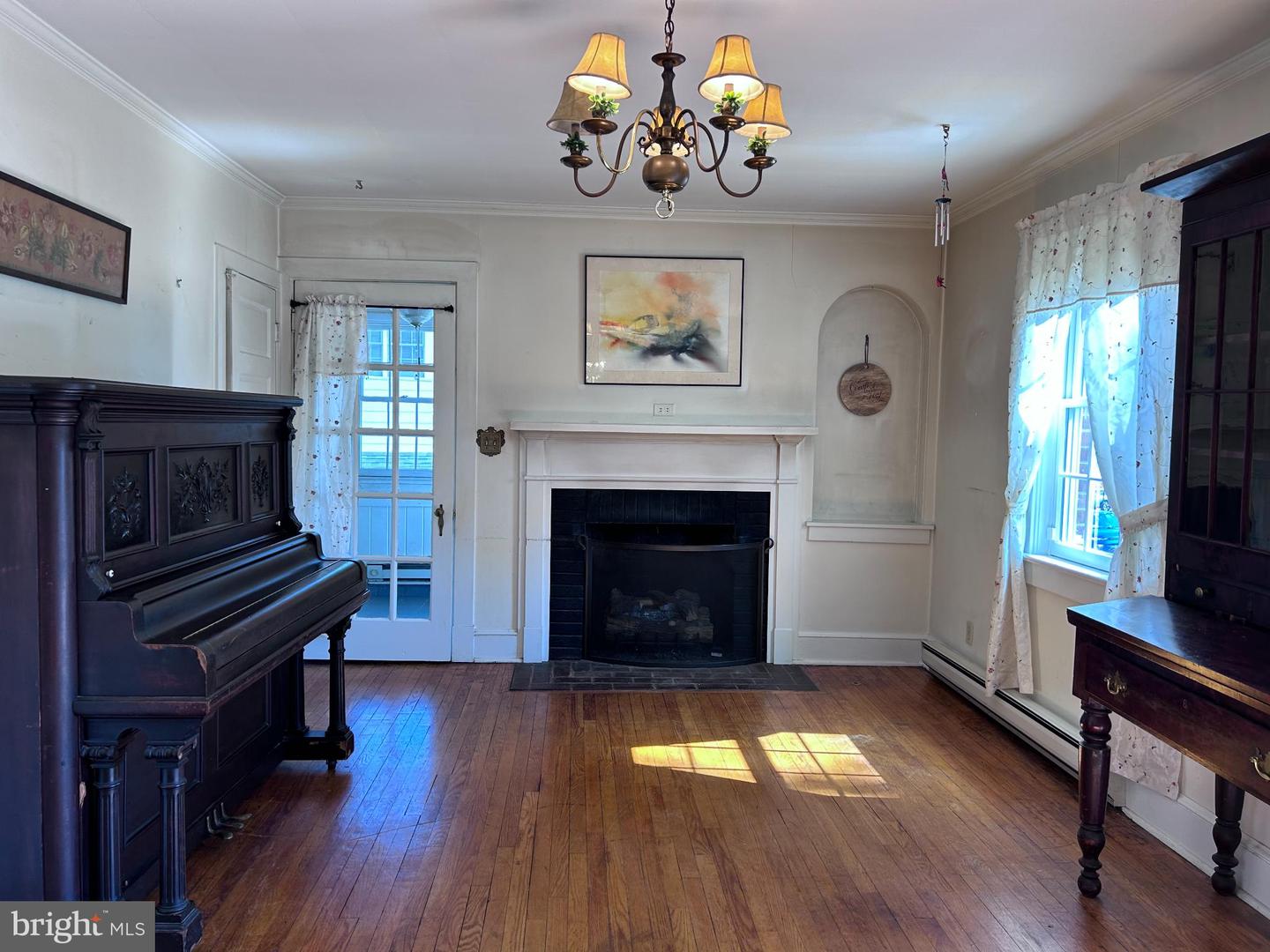 1209 PARCELL ST, FREDERICKSBURG, Virginia 22401, 4 Bedrooms Bedrooms, 16 Rooms Rooms,2 BathroomsBathrooms,Residential,For sale,1209 PARCELL ST,VAFB2008926 MLS # VAFB2008926